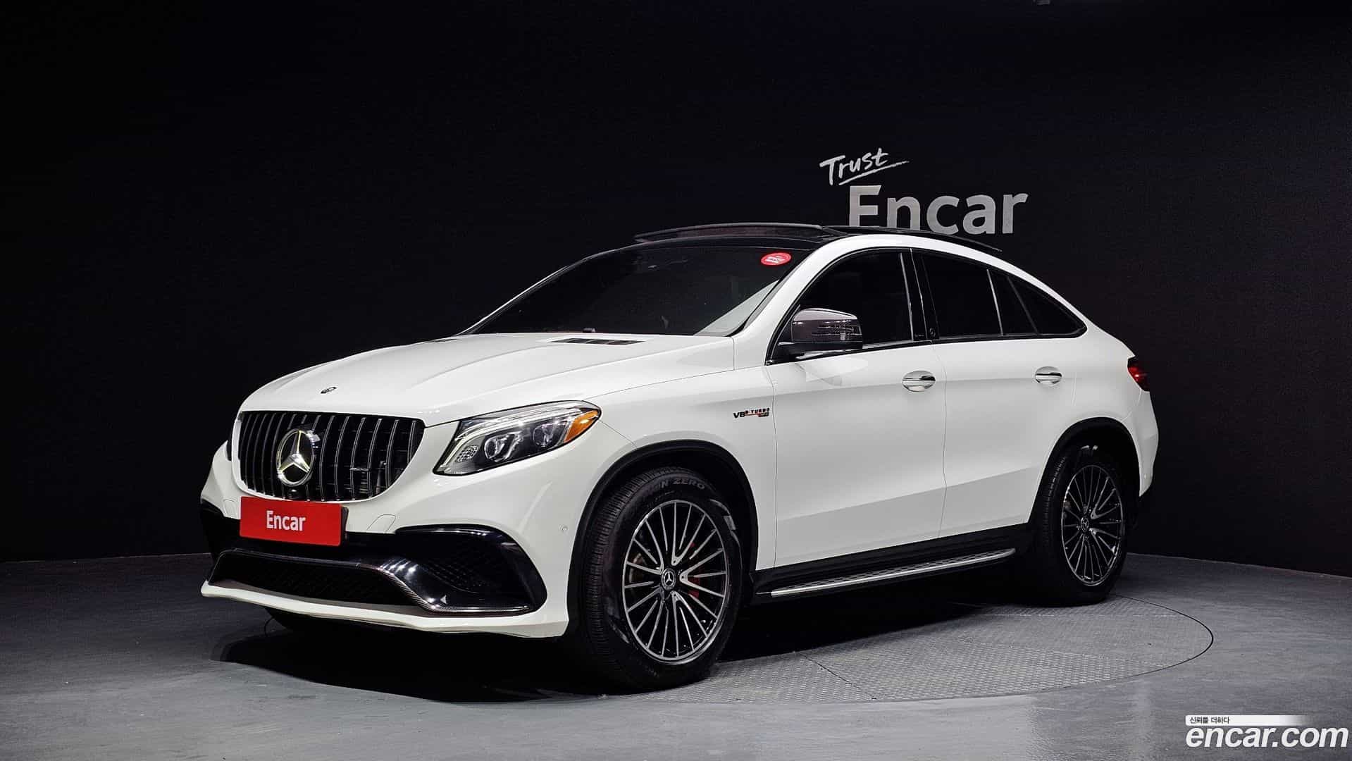 GLE-Class Mercedes-Benz 2017.2-OUTER-001