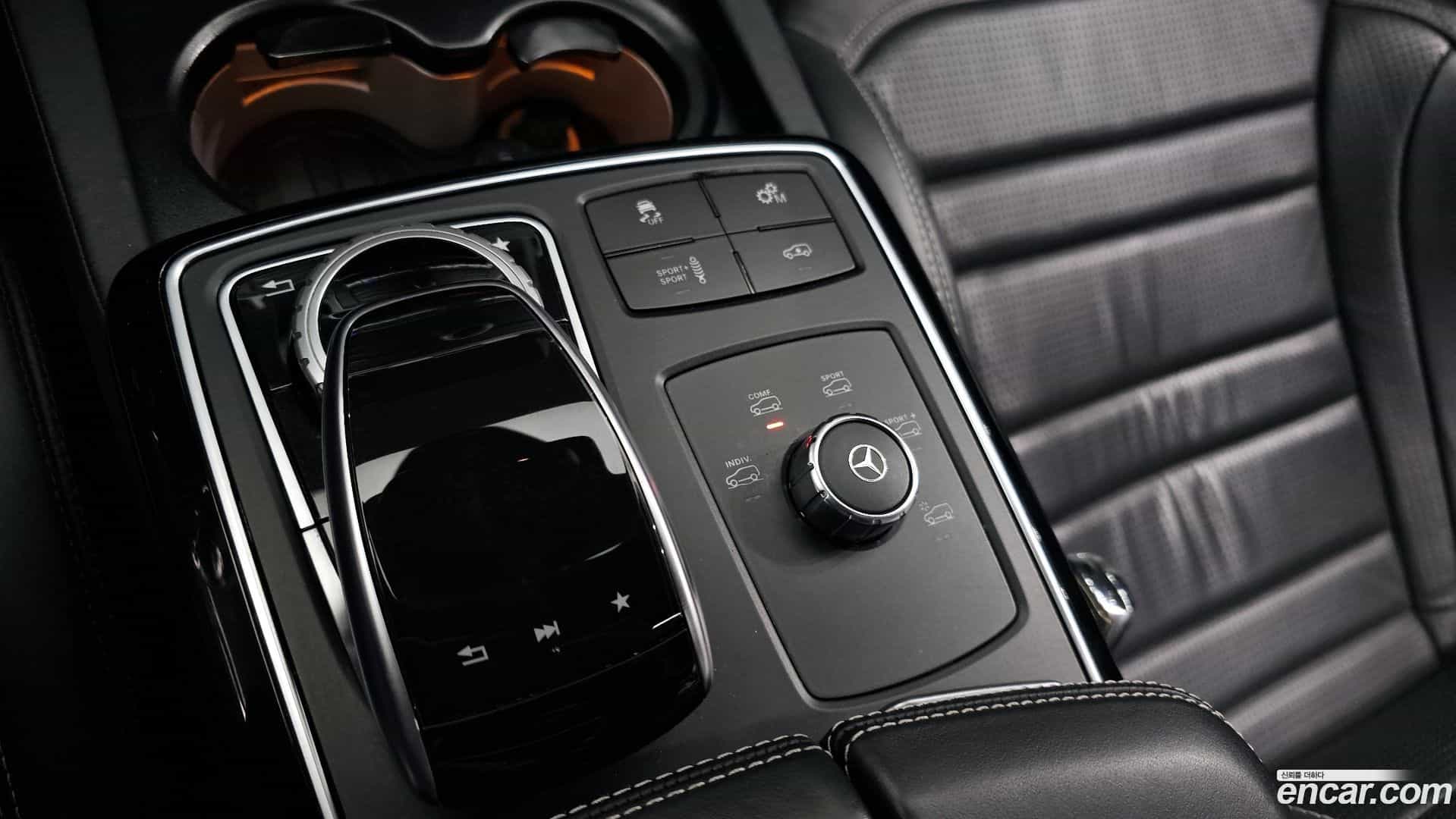 GLE-Class Mercedes-Benz 2017.2-OPTION-019