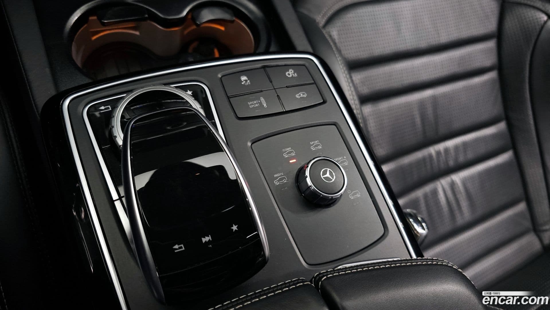 Main__Slider__Photo:GLE-Class Mercedes-Benz 2017.2-14