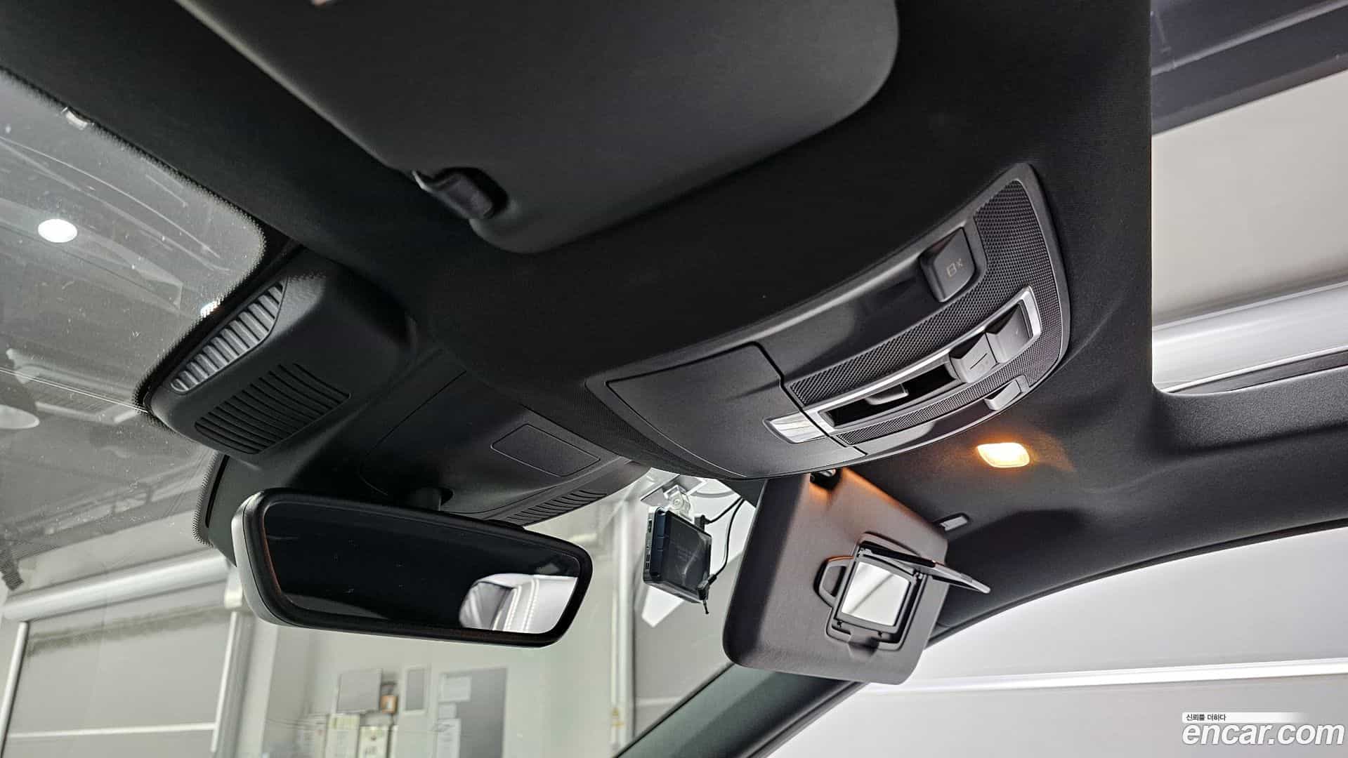 GLE-Class Mercedes-Benz 2017.2-OPTION-020