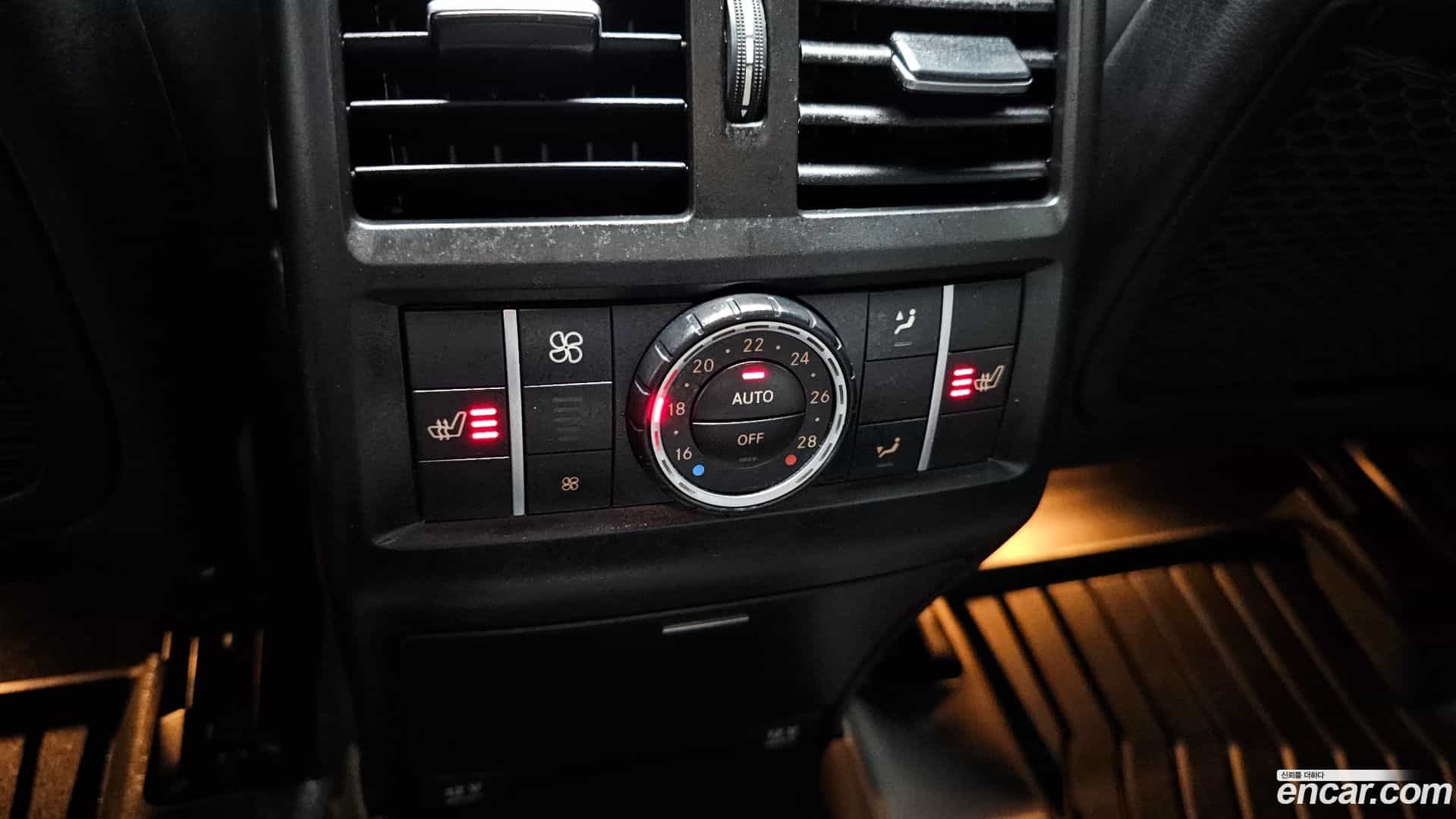 GLE-Class Mercedes-Benz 2017.2-OPTION-021