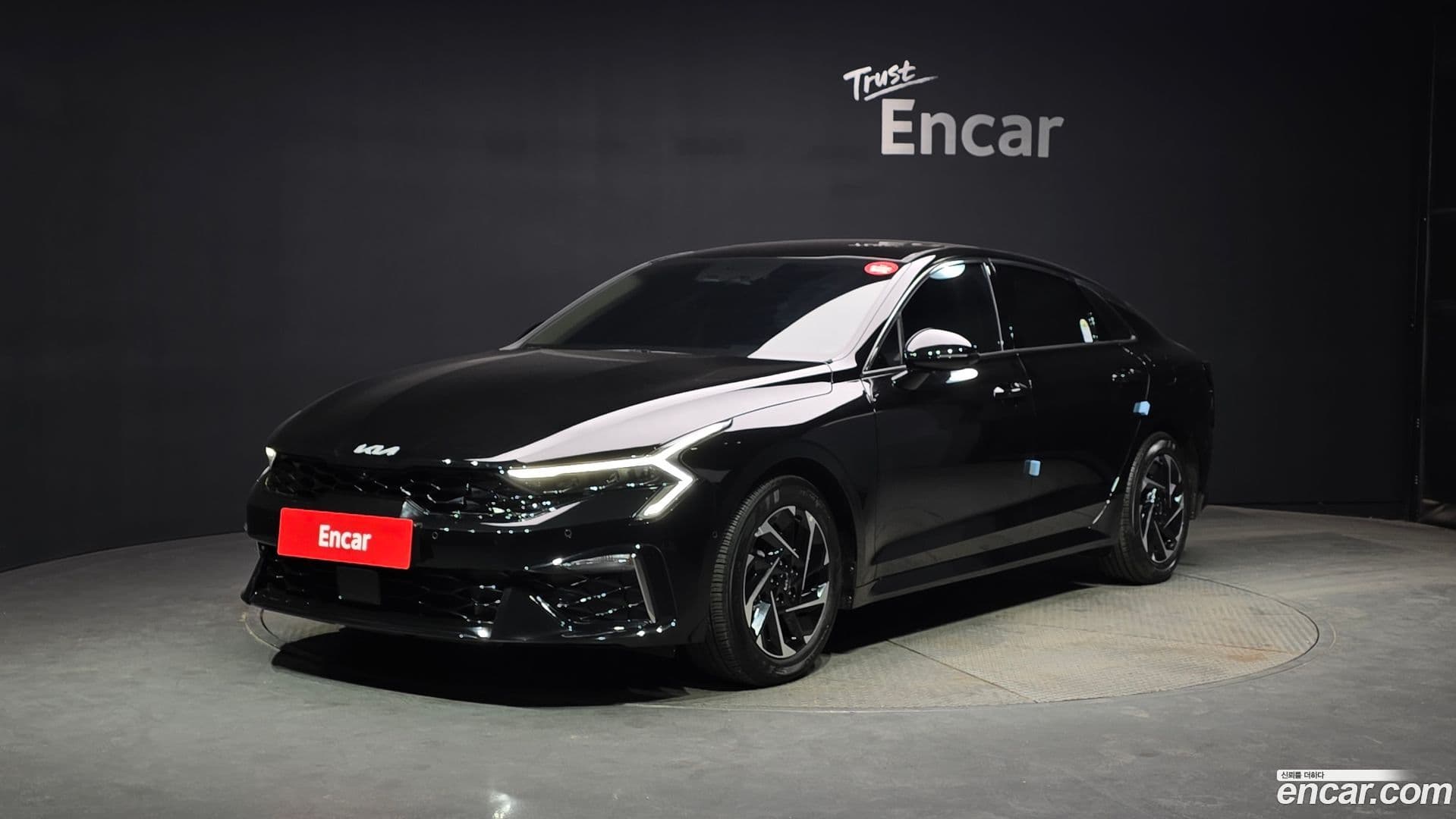 Main__Slider__Photo:K5 Kia 2025.7-0