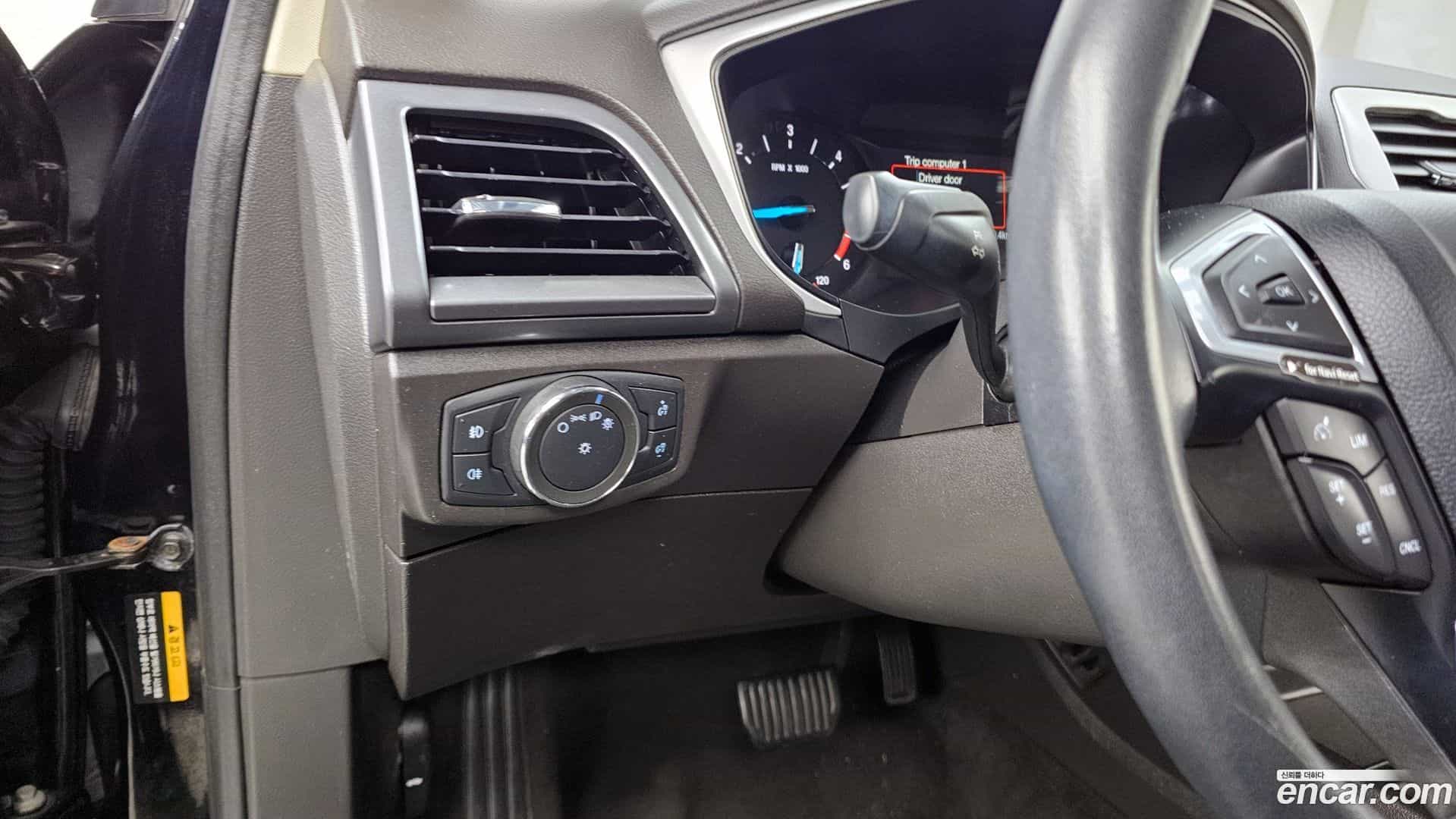 Mondeo Ford 2017.11-OPTION-020