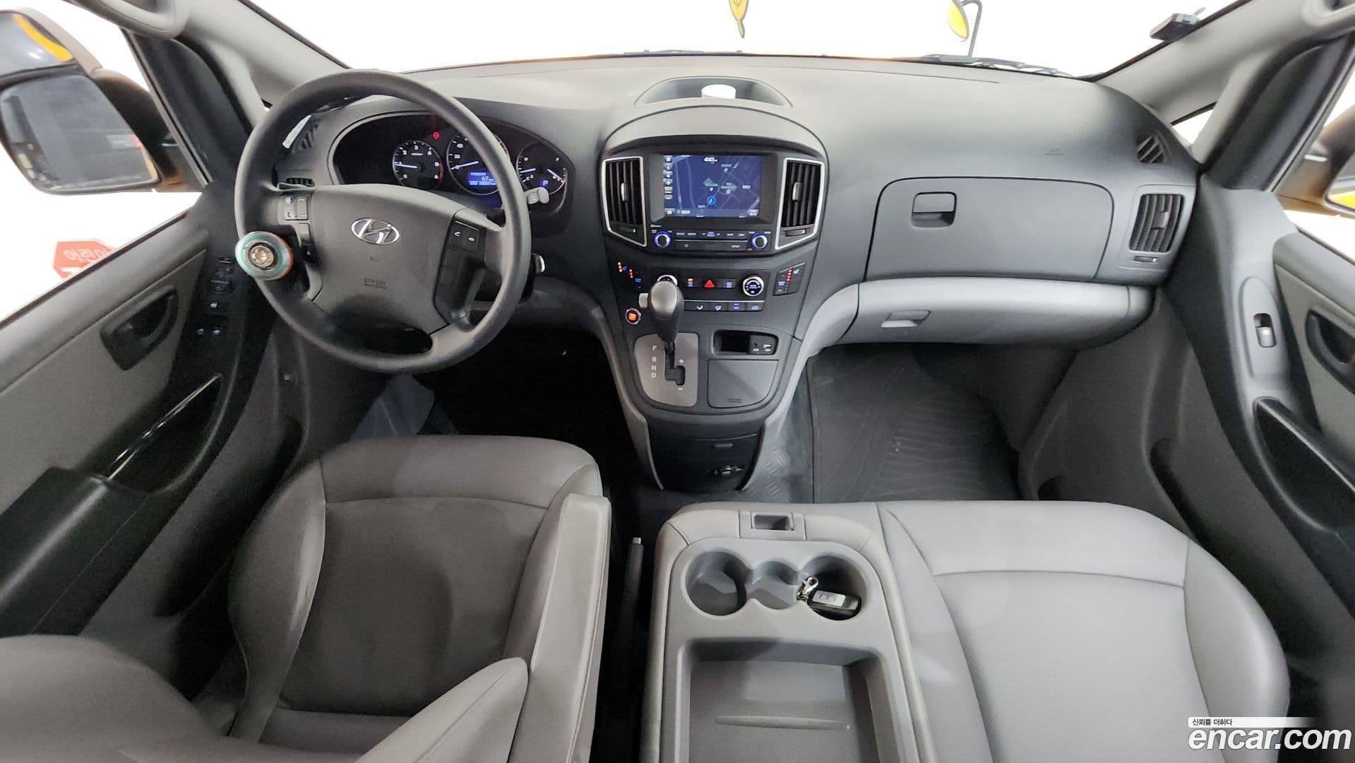 Main__Slider__Photo:Starex Hyundai 2019.7-6