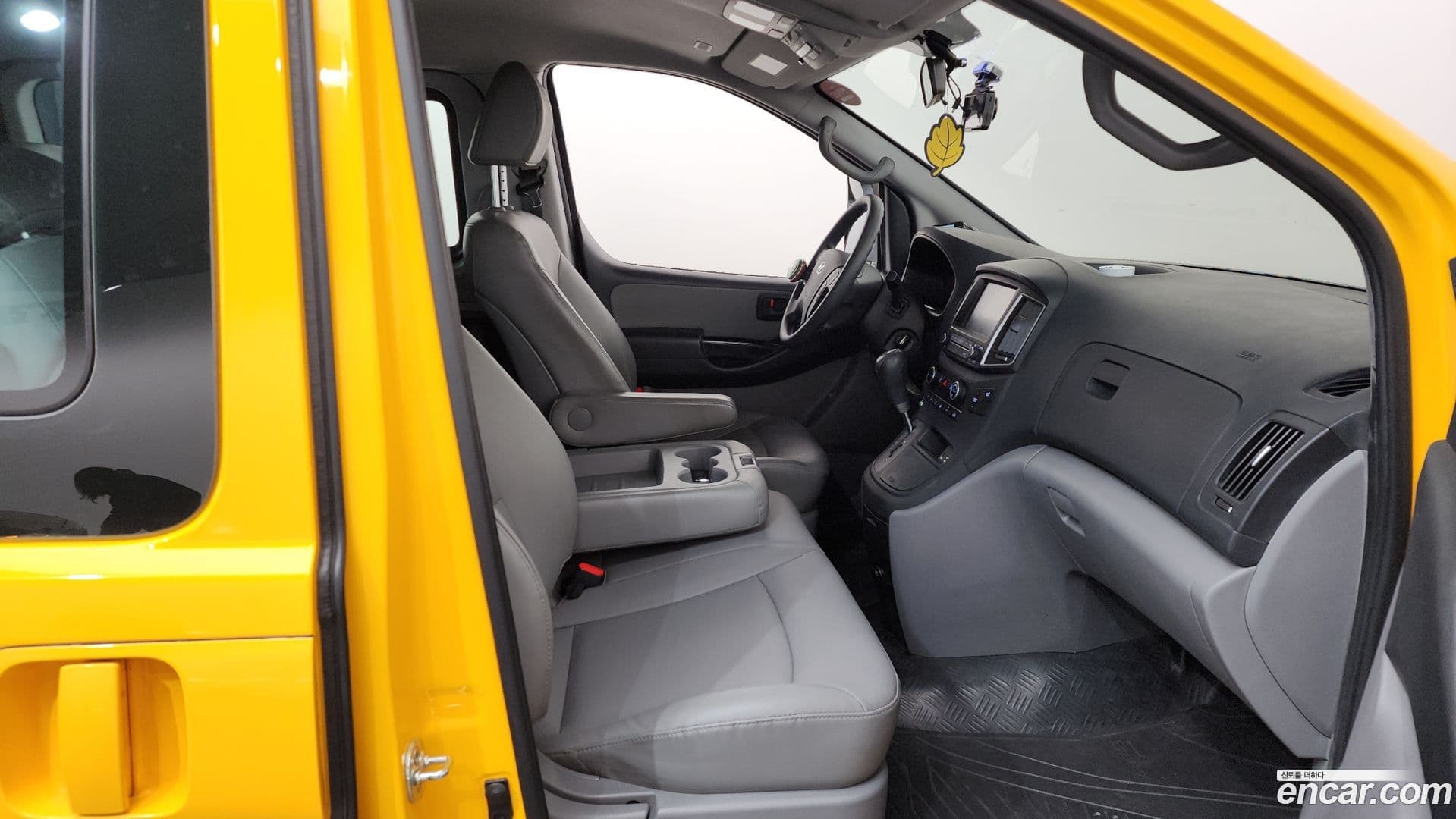 Main__Slider__Photo:Starex Hyundai 2019.7-10