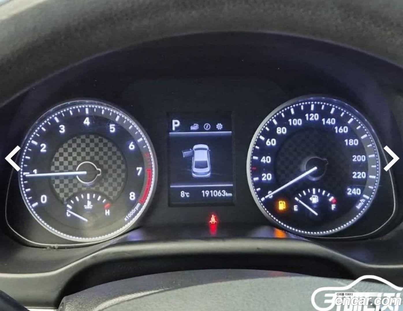 AVANTE Hyundai 2018.11-INNER-006