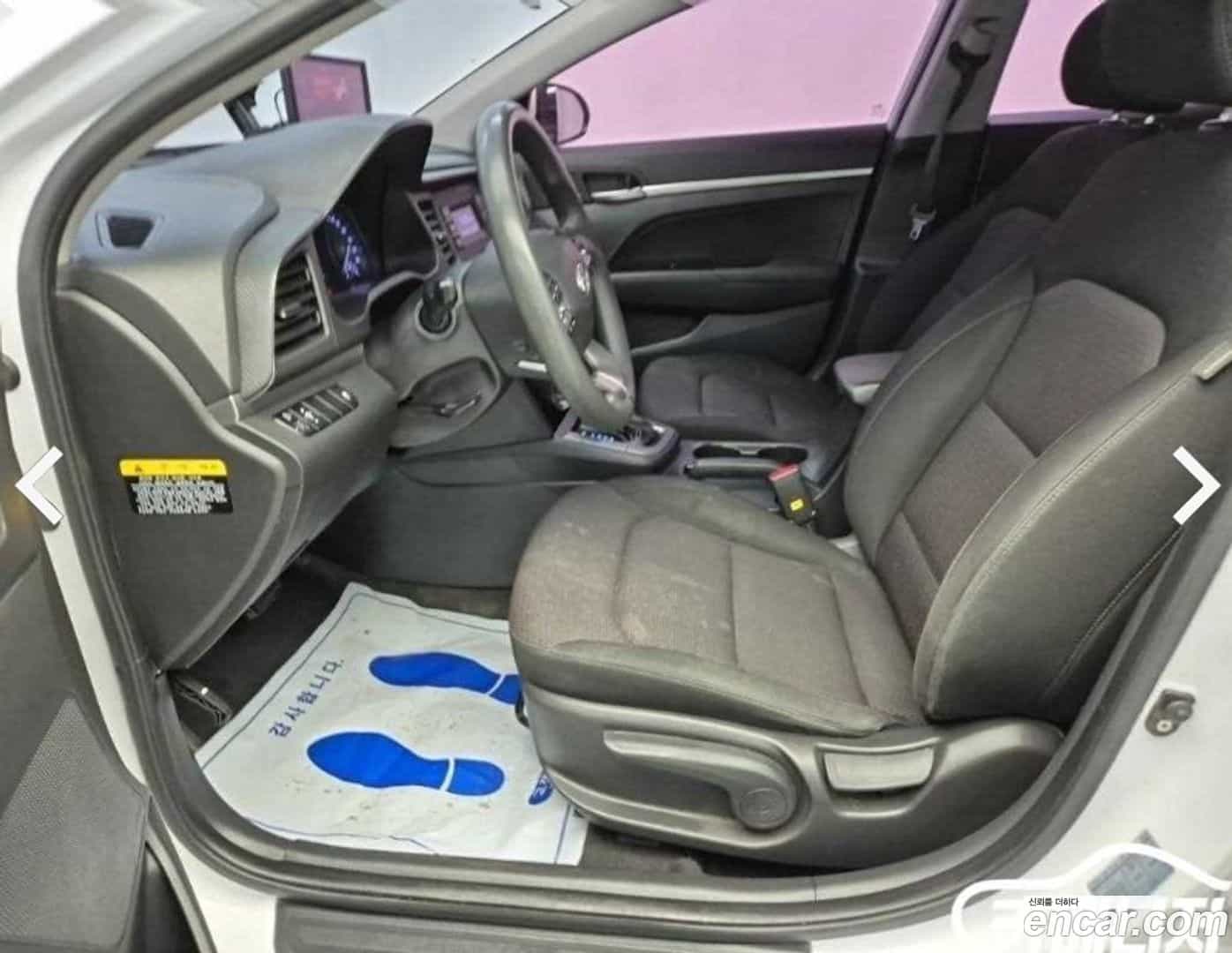 AVANTE Hyundai 2018.11-OPTION-015