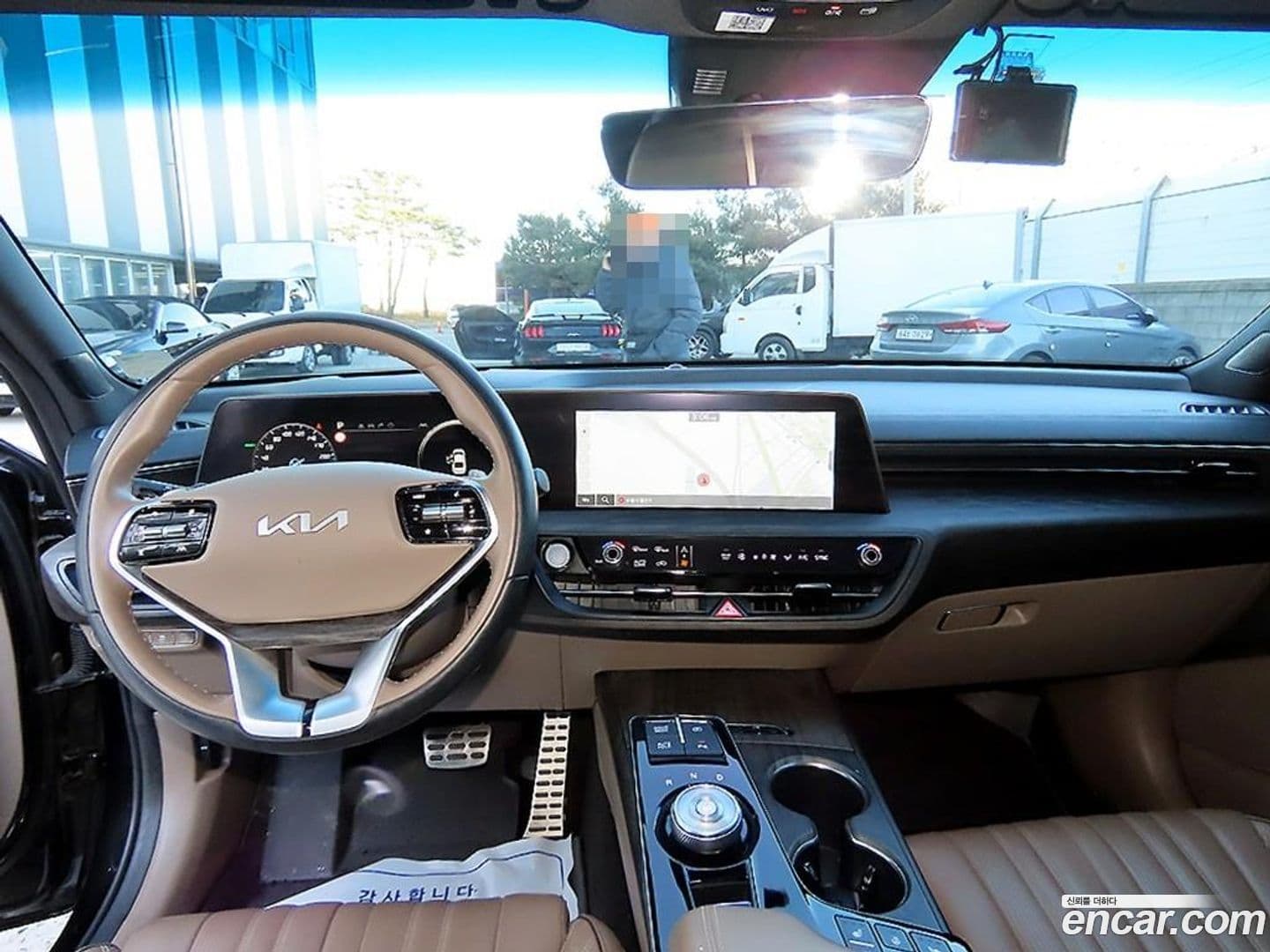 Main__Slider__Photo:K8 Kia 2021.4-6