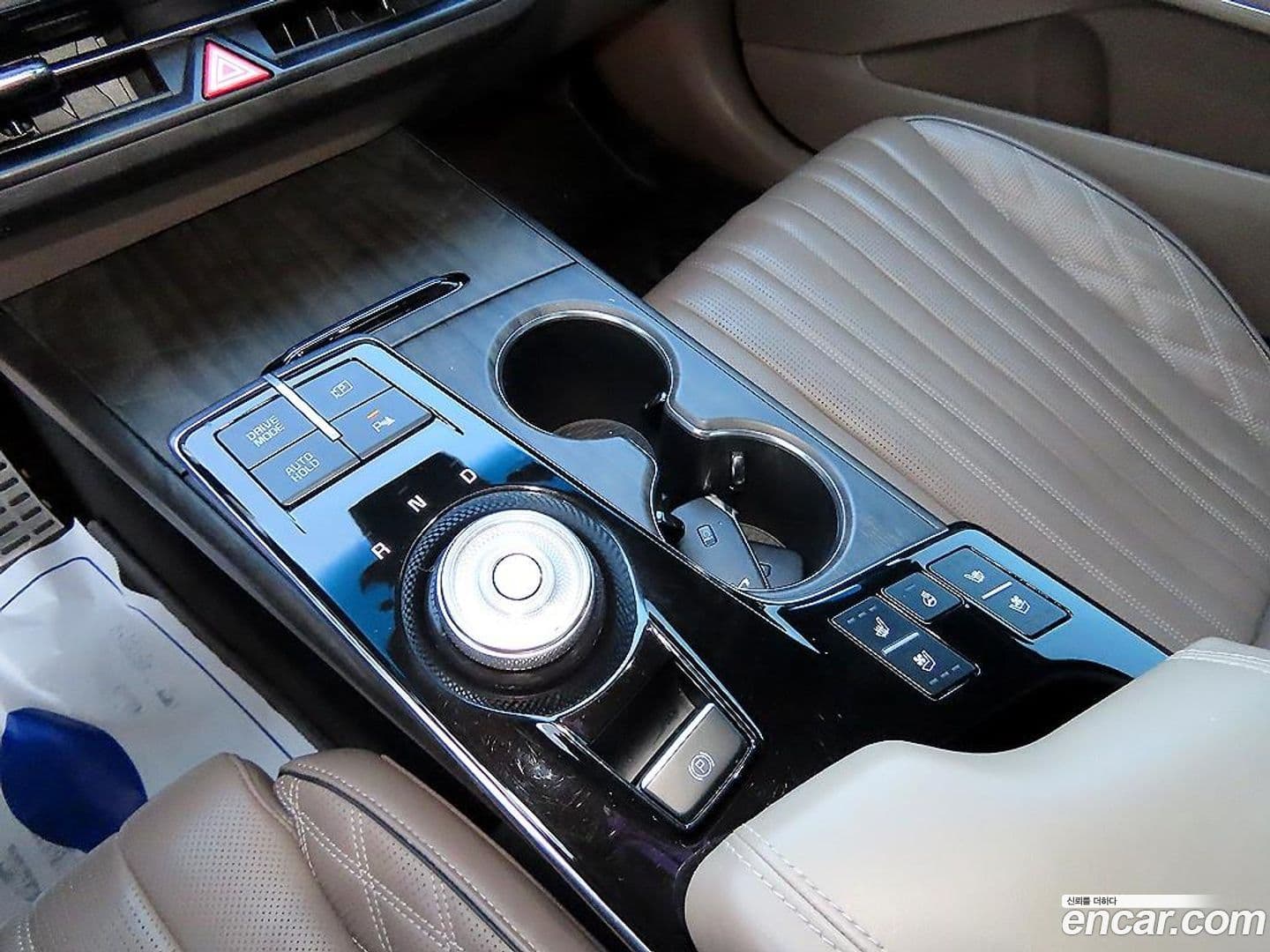 Main__Slider__Photo:K8 Kia 2021.4-8