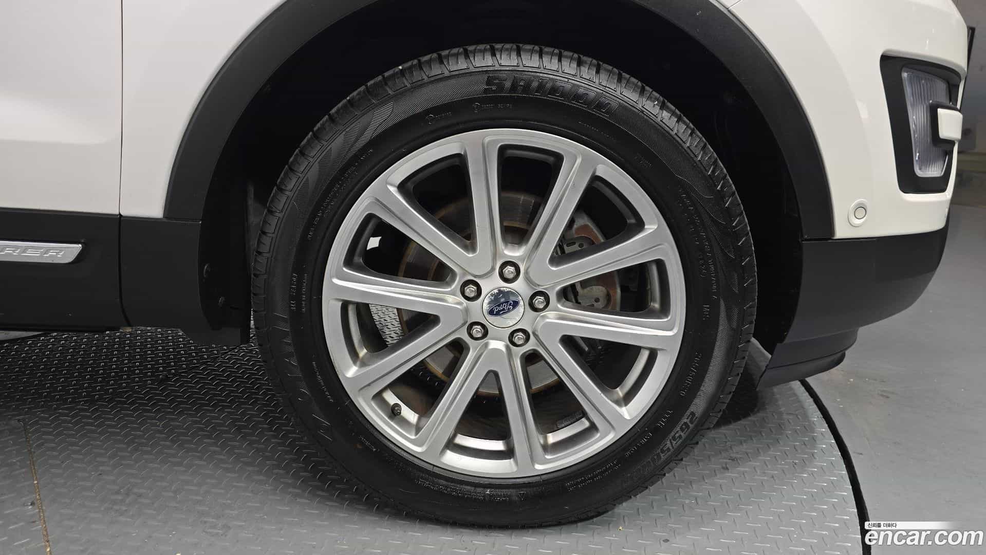 Explorer Ford 2017.6-OUTER-005