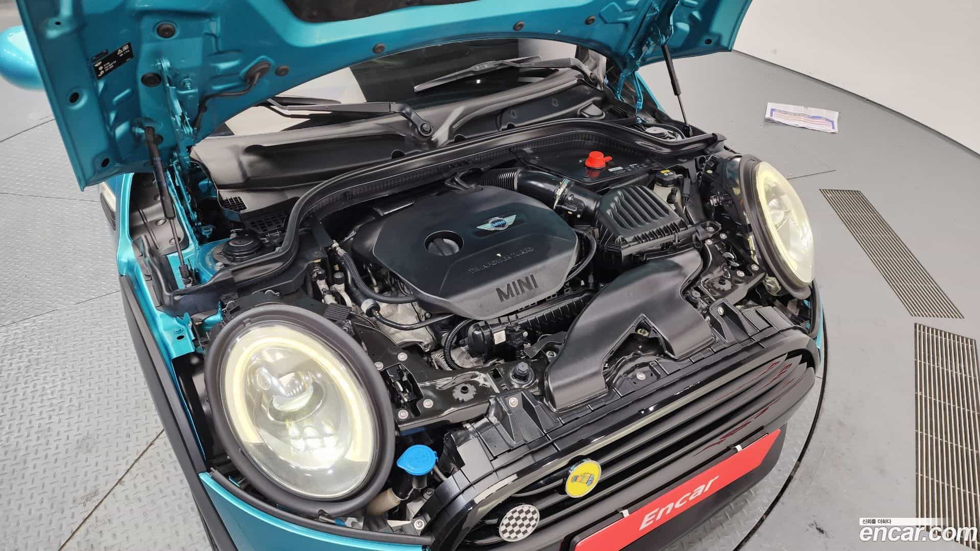 Cooper Convertible Mini 2018.4-INNER-006