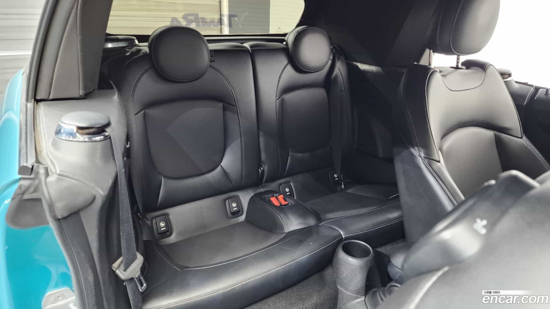 Cooper Convertible Mini 2018.4-OPTION-016