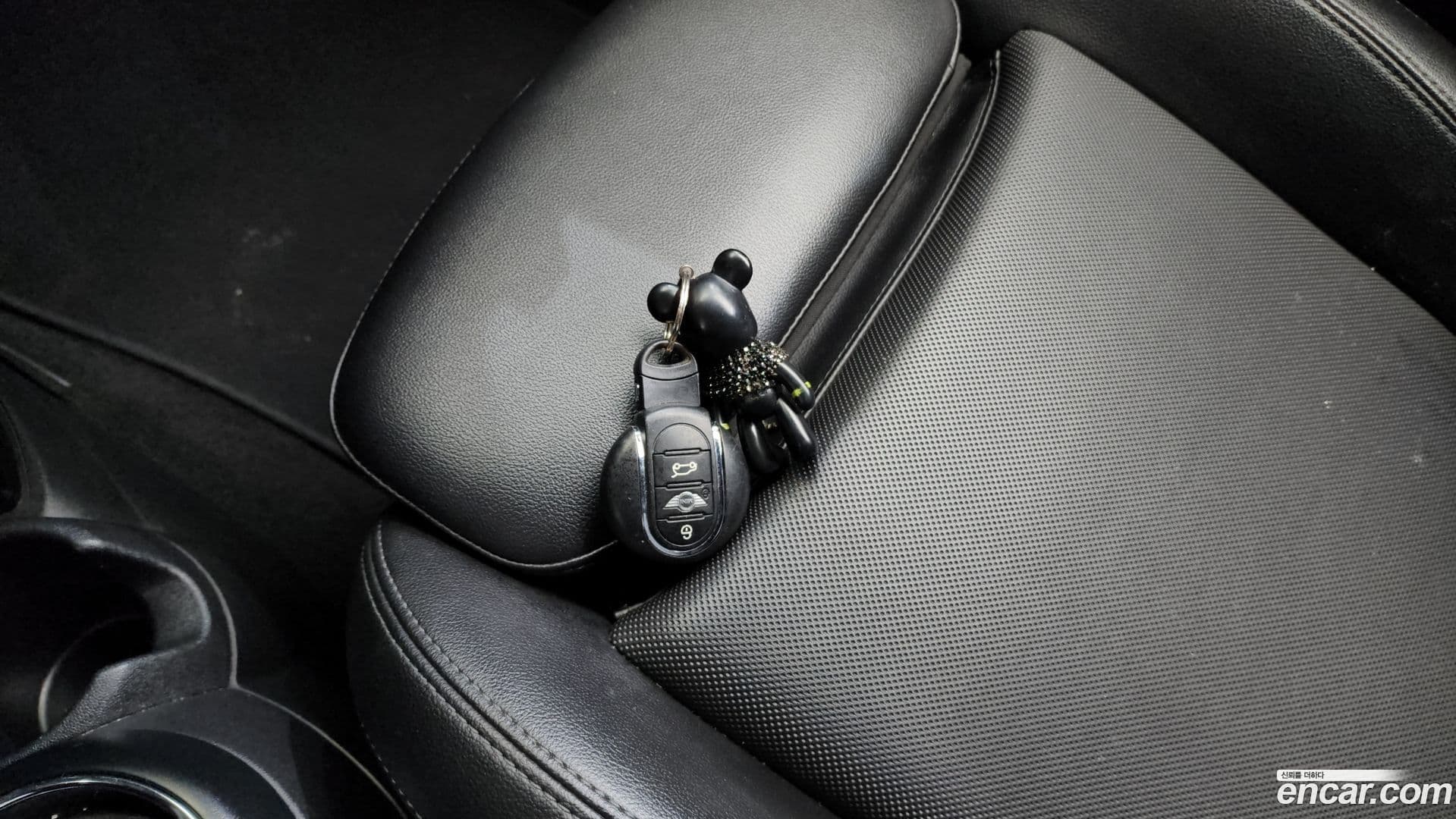 Main__Slider__Photo:Cooper Convertible Mini 2018.4-18