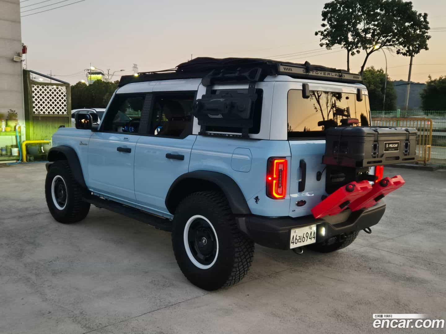 Bronco Ford 2023.11-OUTER-001