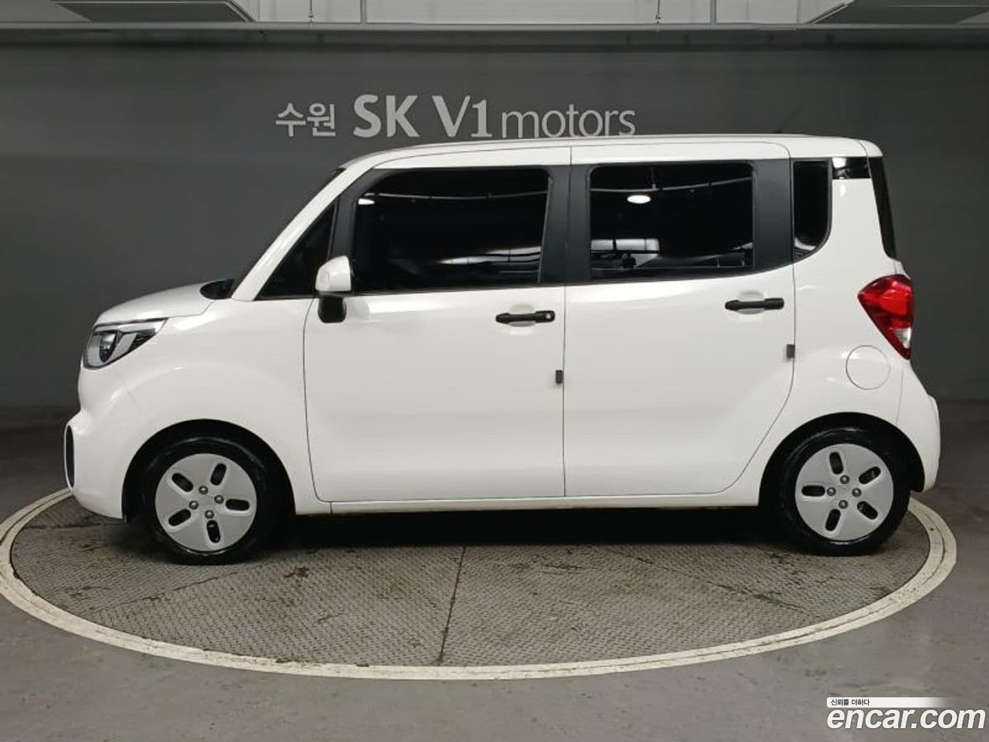 Main__Slider__Photo:RAY Kia 2020.4-2