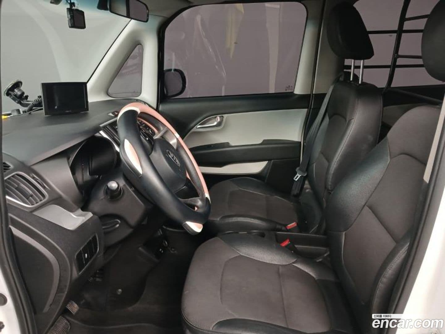 Main__Slider__Photo:RAY Kia 2020.4-6