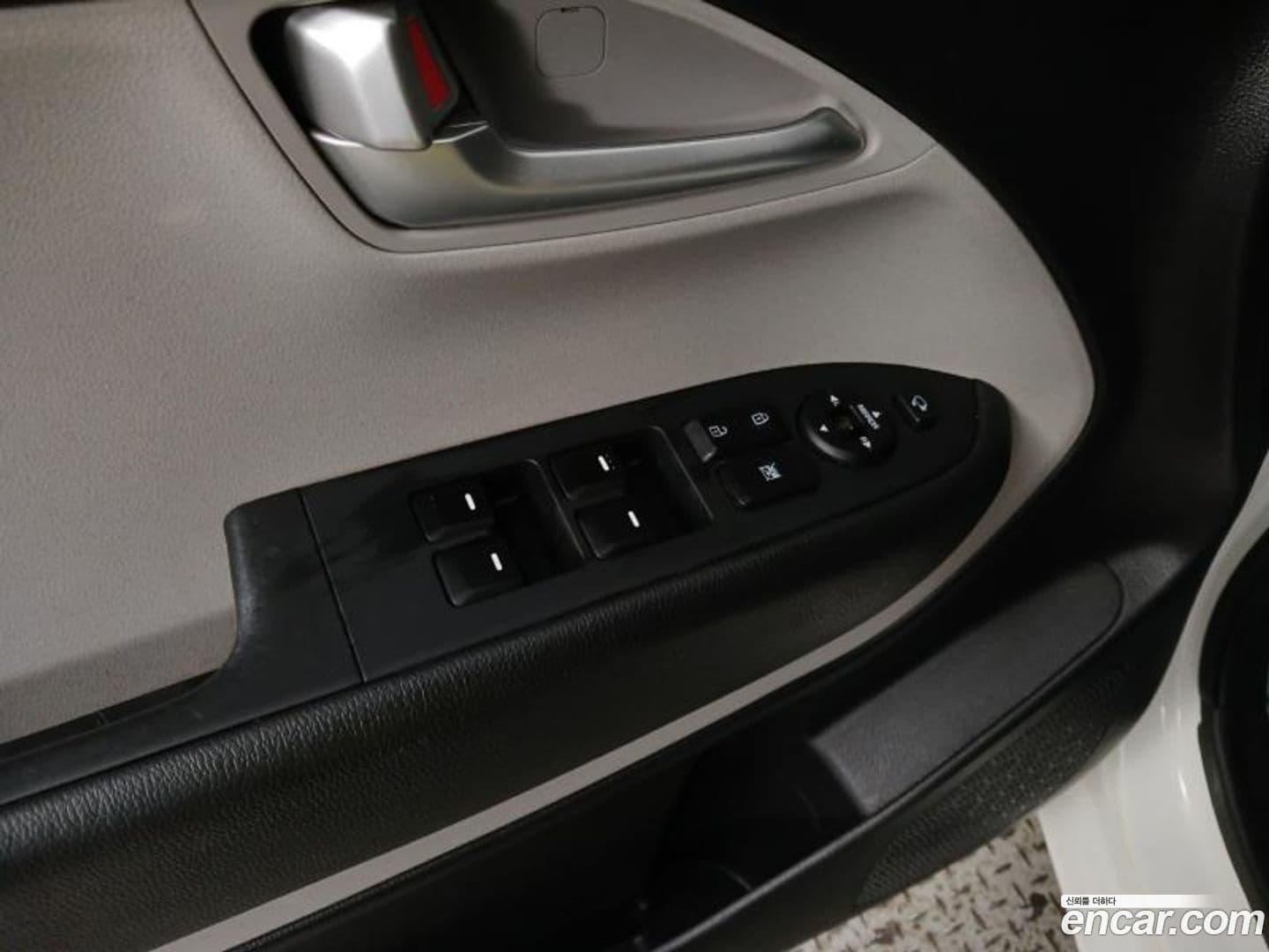 Main__Slider__Photo:RAY Kia 2020.4-8