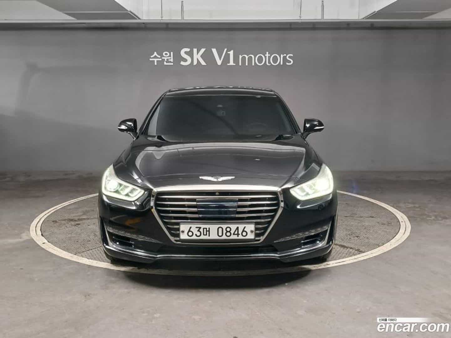 EQ900 Genesis 2016.8-OUTER-001