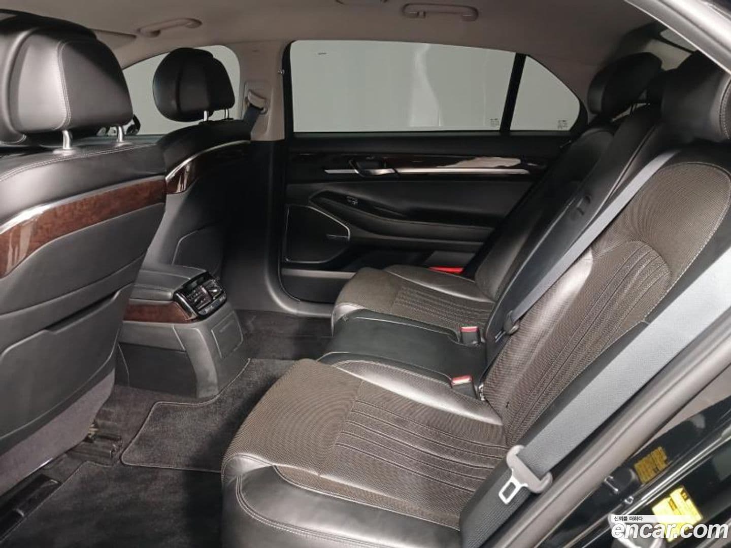 Main__Slider__Photo:EQ900 Genesis 2016.8-7