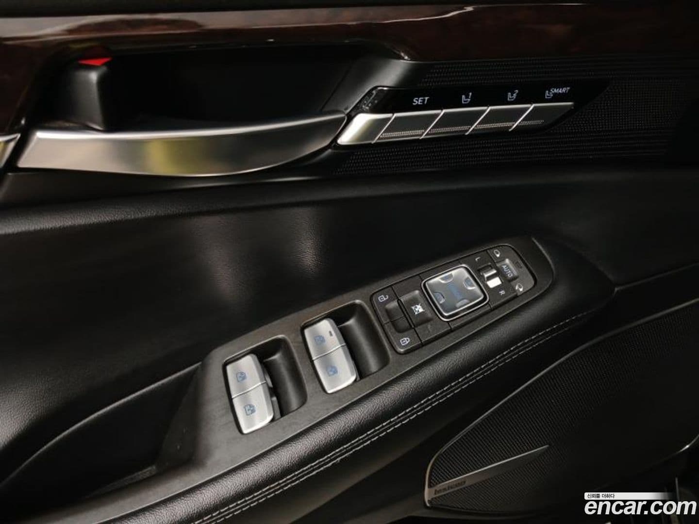 Main__Slider__Photo:EQ900 Genesis 2016.8-8