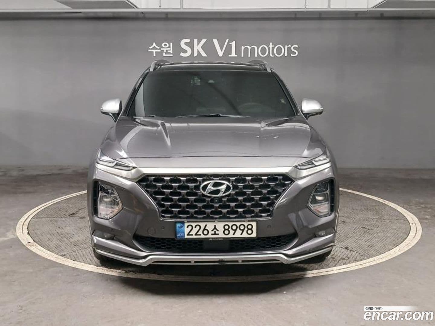Main__Slider__Photo:Santafe Hyundai 2019.2-0