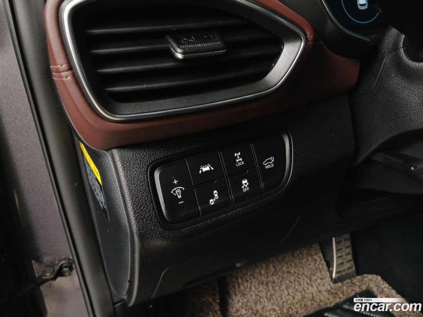 Main__Slider__Photo:Santafe Hyundai 2019.2-9