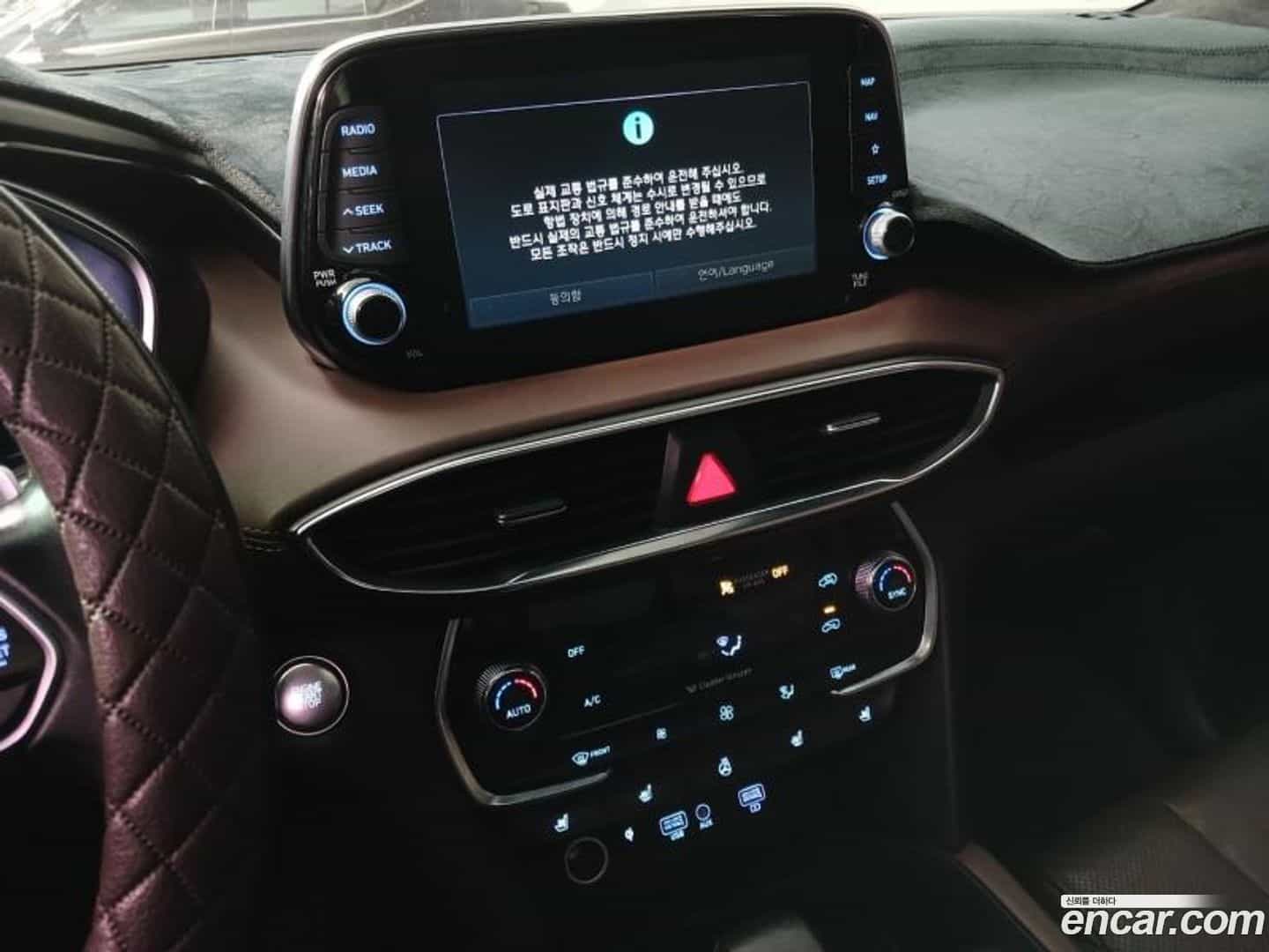 Santafe Hyundai 2019.2-OPTION-015