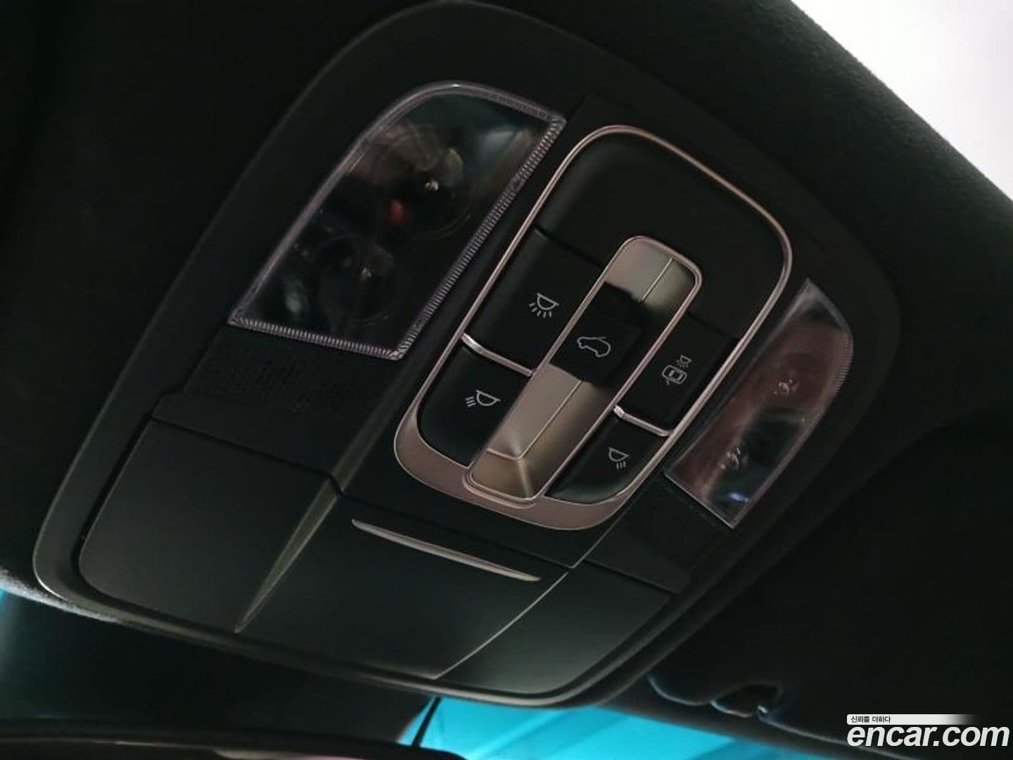 Main__Slider__Photo:Santafe Hyundai 2019.2-15