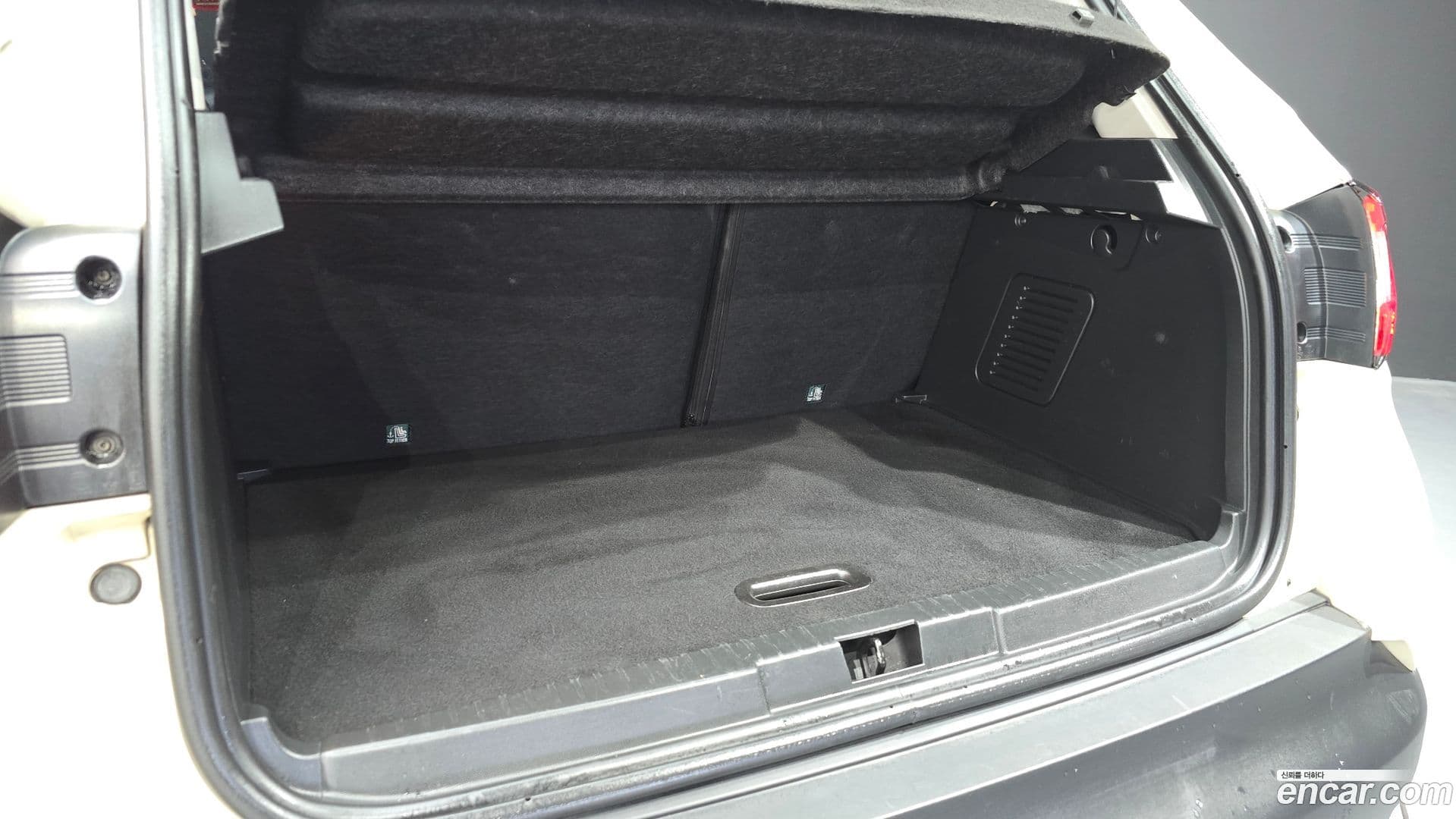 Main__Slider__Photo:QM3 Renault-KoreaSamsung 2015.8-19