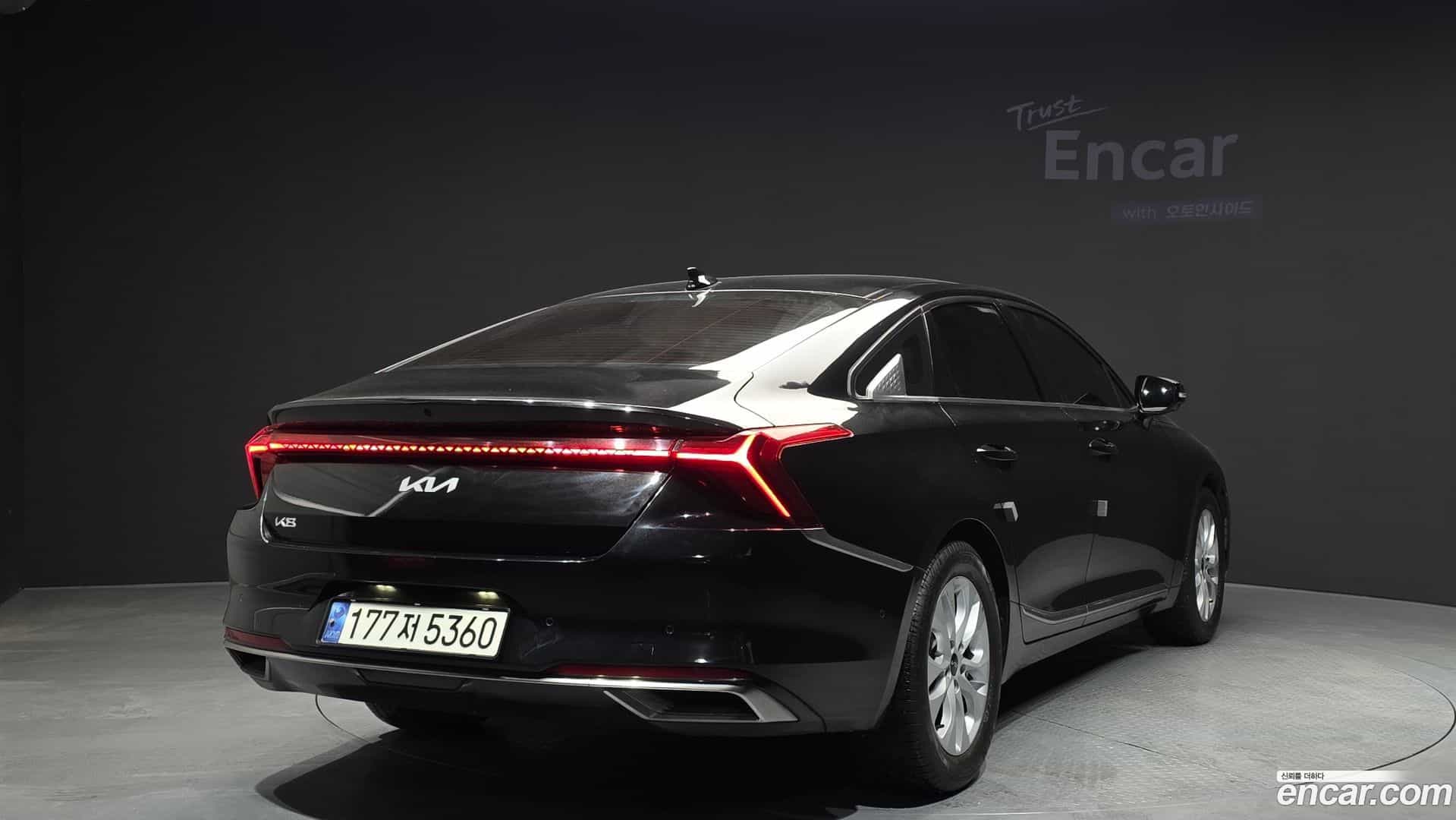 K8 Kia 2021.10-OUTER-002