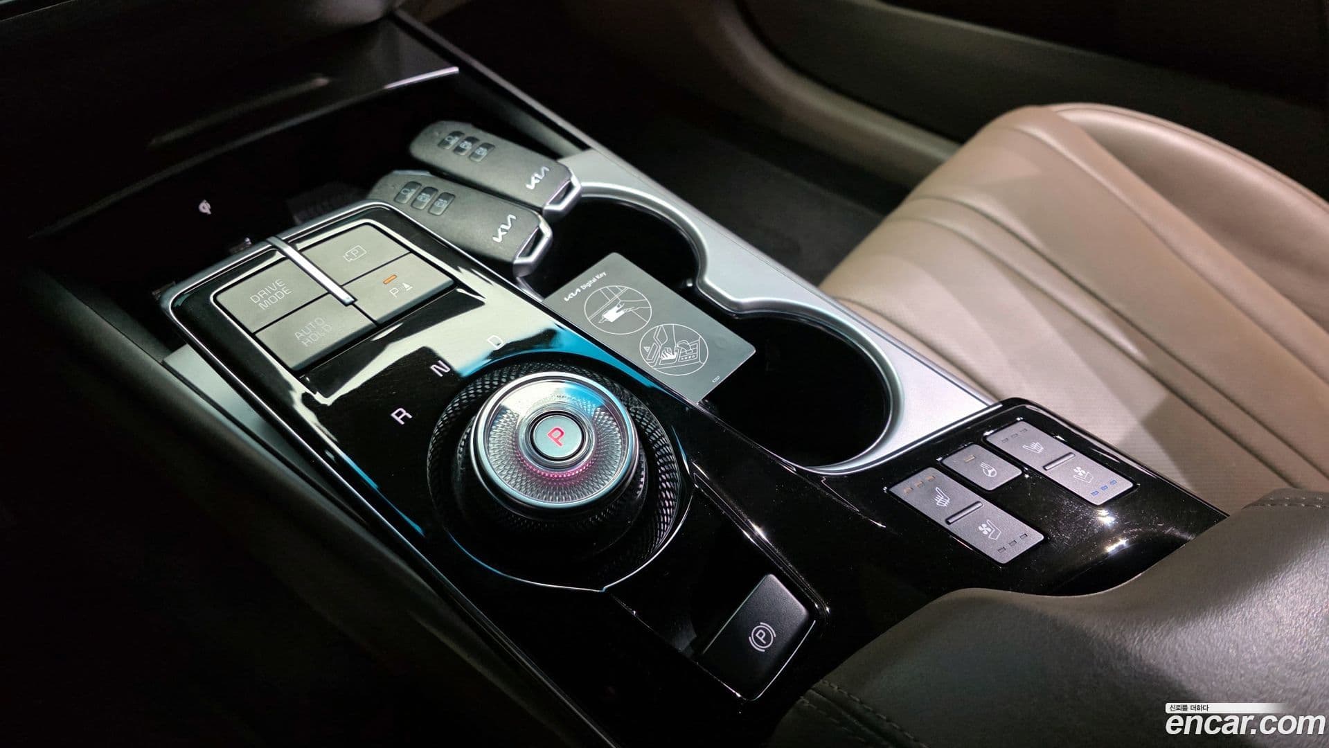 Main__Slider__Photo:K8 Kia 2021.10-8