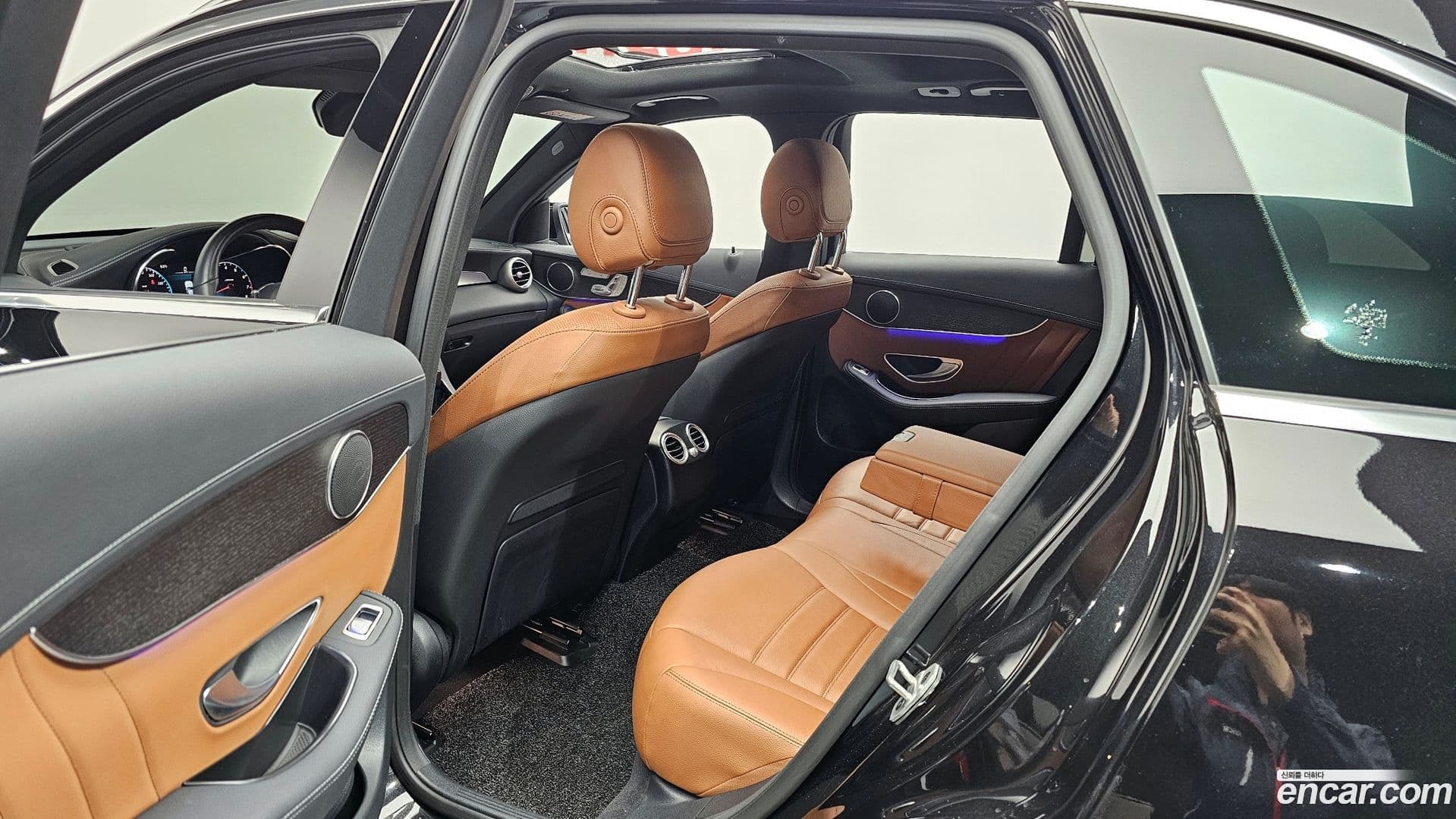 Main__Slider__Photo:GLC-Class Mercedes-Benz 2022.6-10