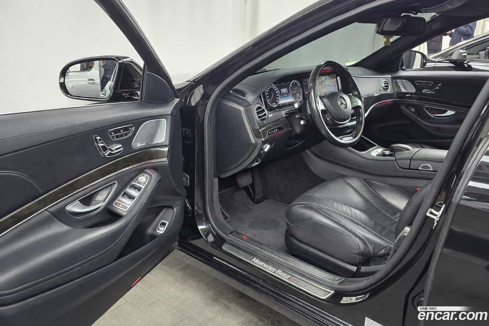 S-Class Mercedes-Benz 2015.3-INNER-010