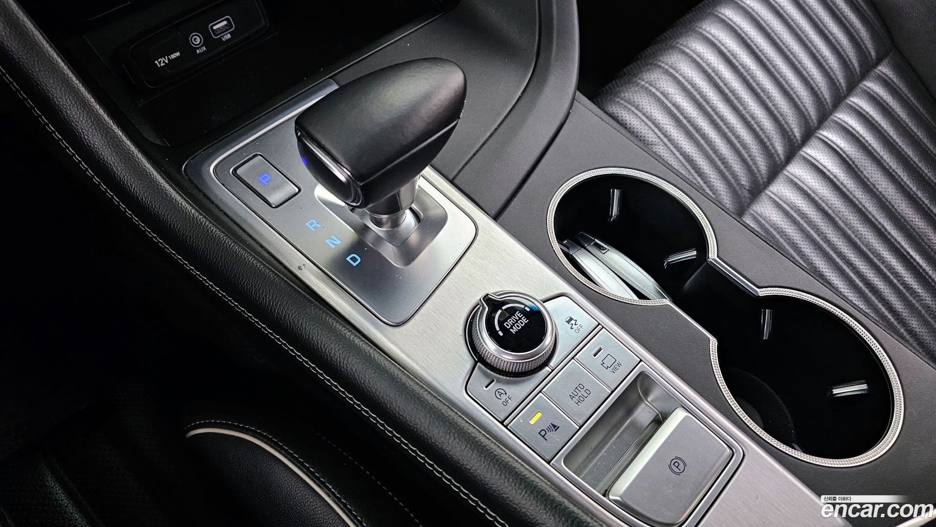 Main__Slider__Photo:G70 Genesis 2018.6-8