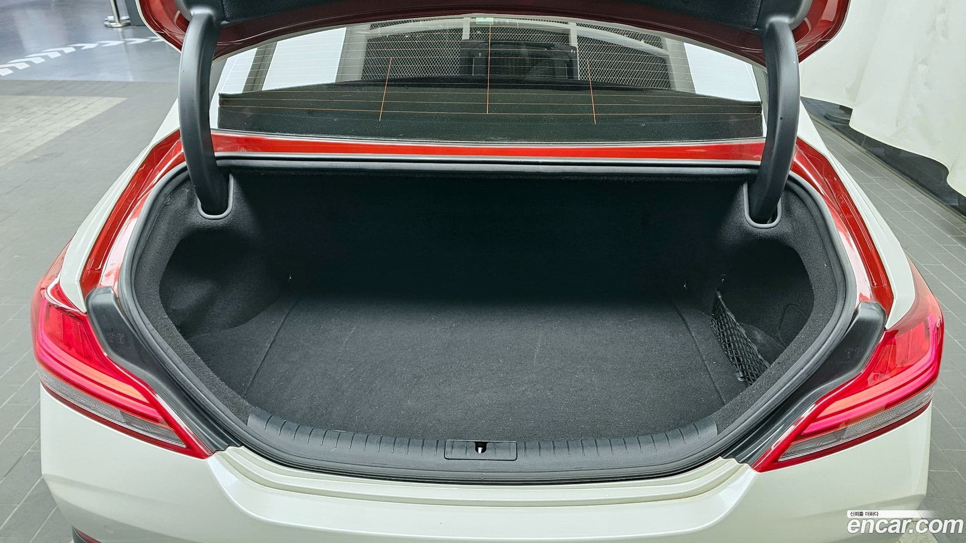 Main__Slider__Photo:G70 Genesis 2018.6-19