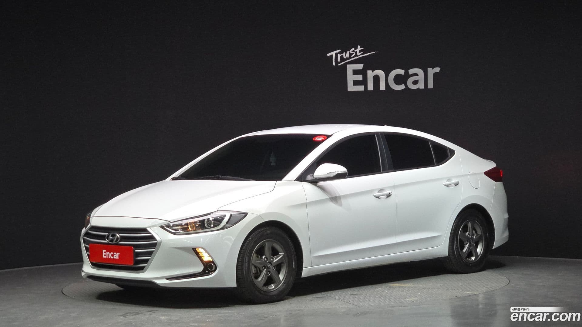 Main__Slider__Photo:AVANTE Hyundai 2016.7-0