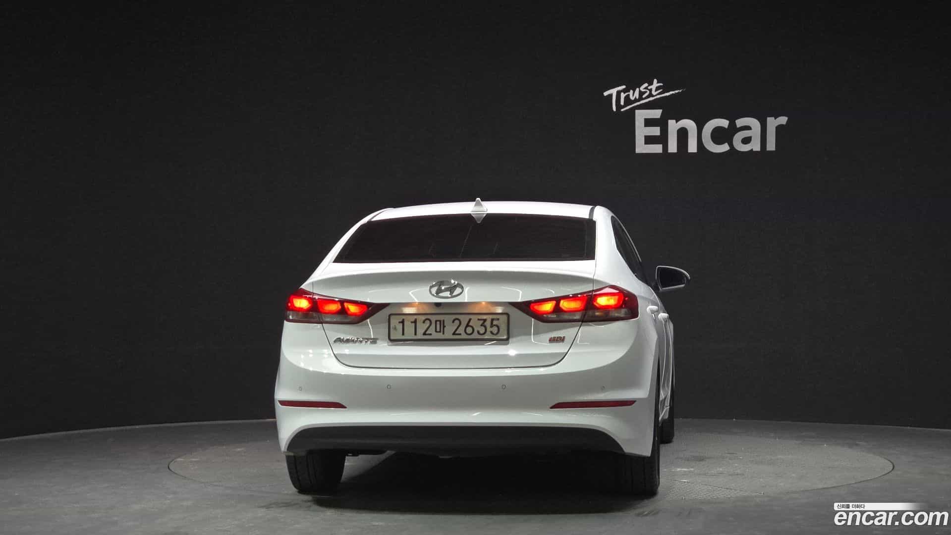 AVANTE Hyundai 2016.7-OUTER-004