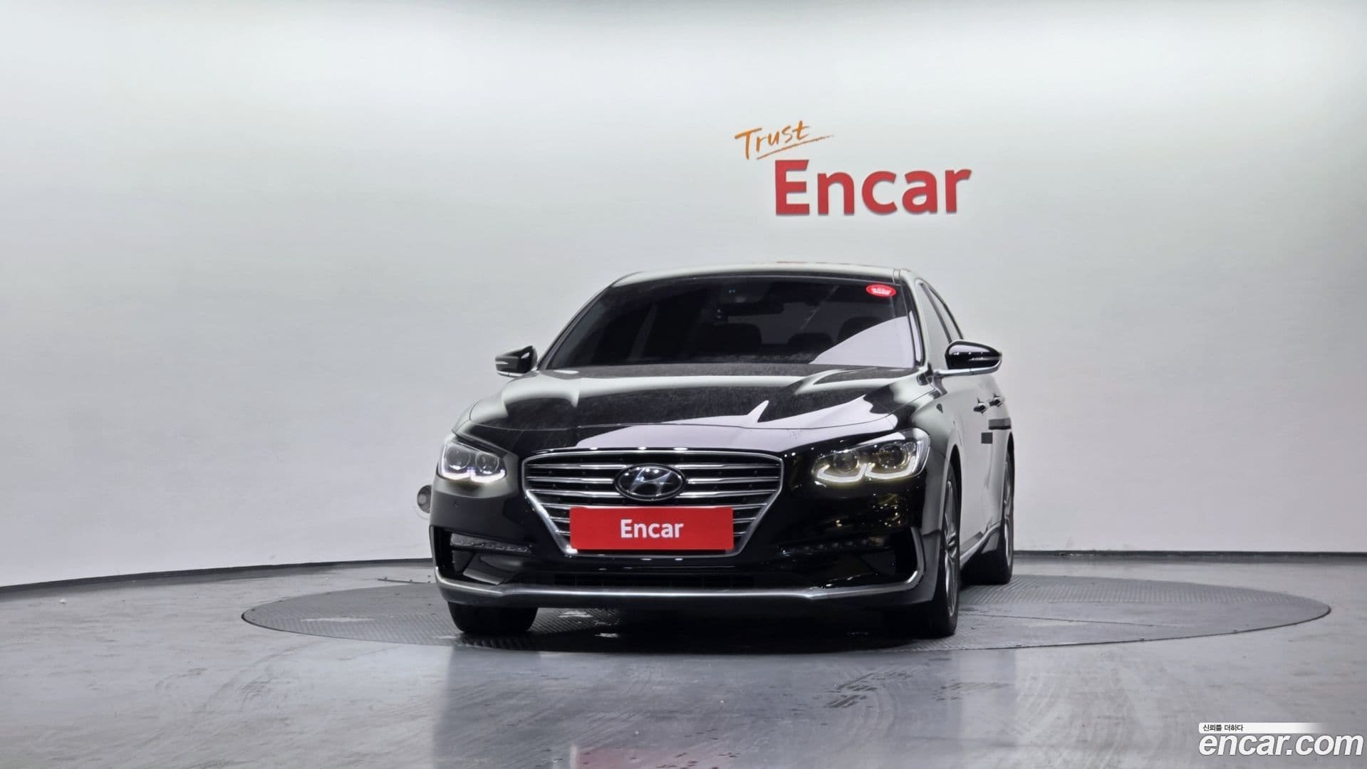 Main__Slider__Photo:Grandeur Hyundai 2017.0-2