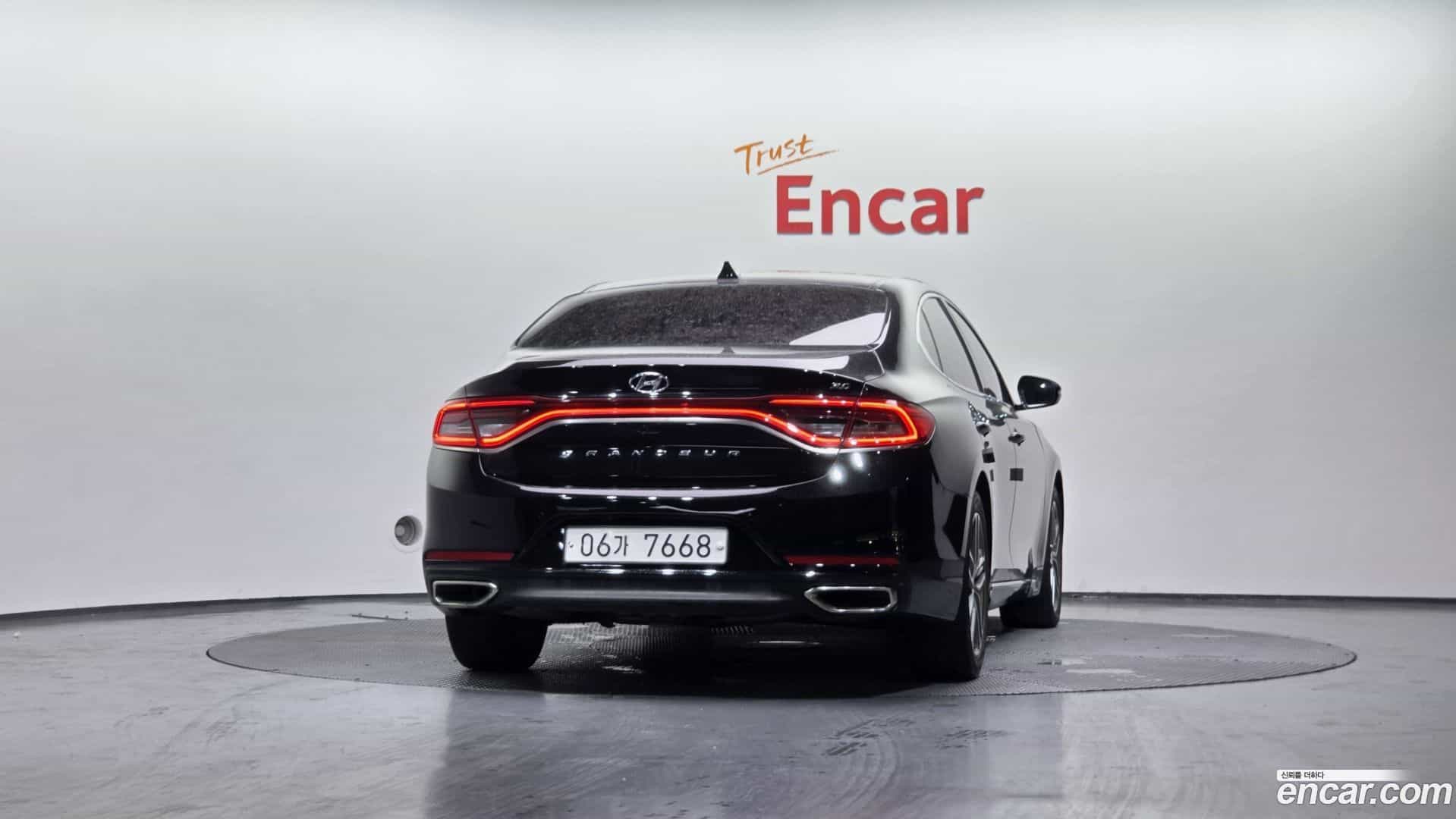 Grandeur Hyundai 2017.0-OUTER-004