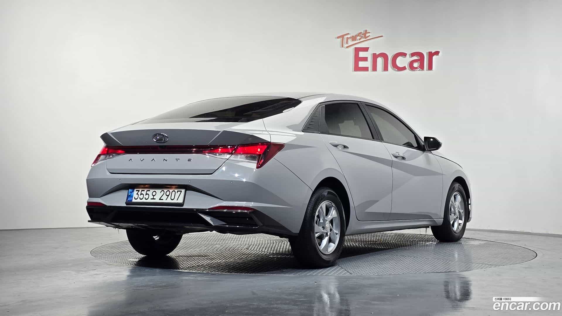 AVANTE Hyundai 2022.0-OUTER-002