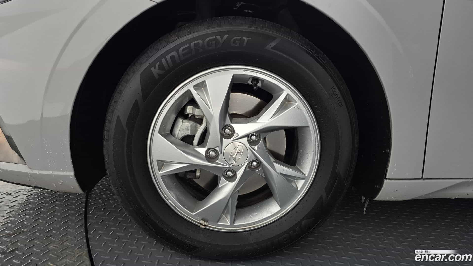 AVANTE Hyundai 2022.0-OUTER-005