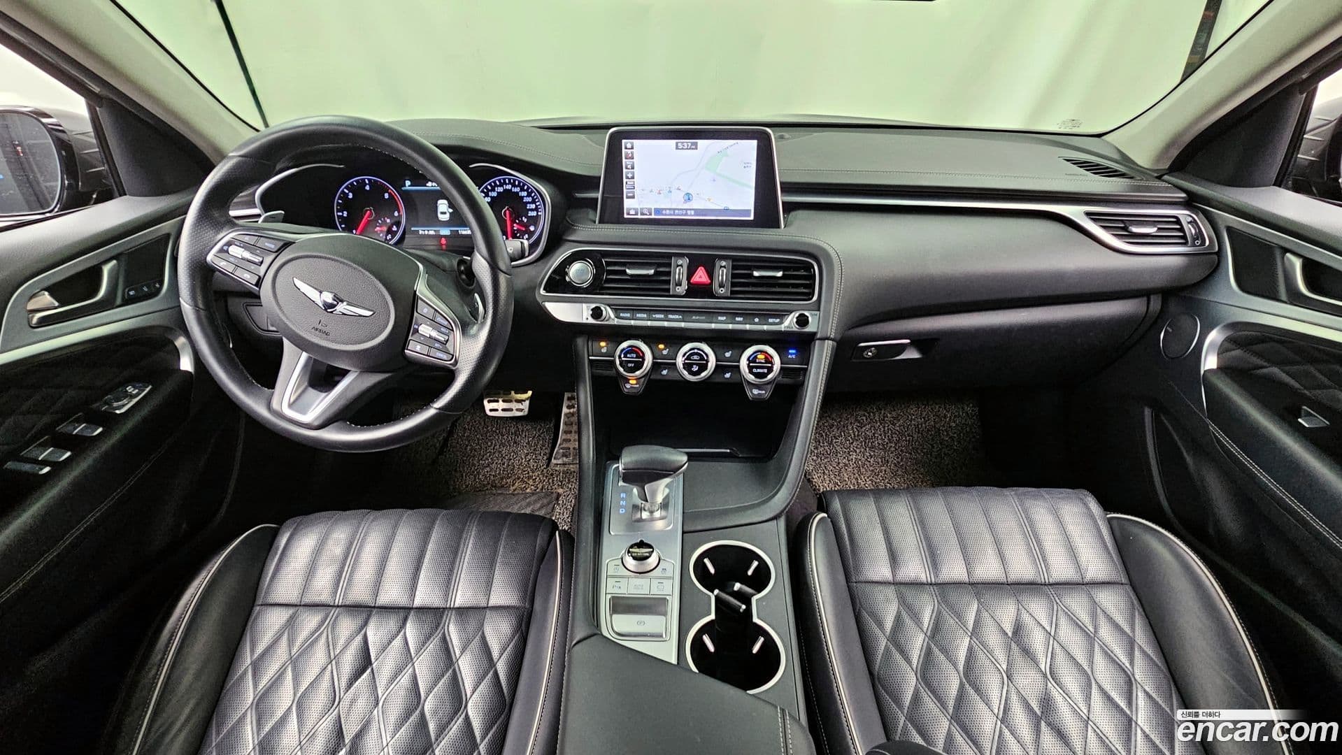 Main__Slider__Photo:G70 Genesis 2018.2-6