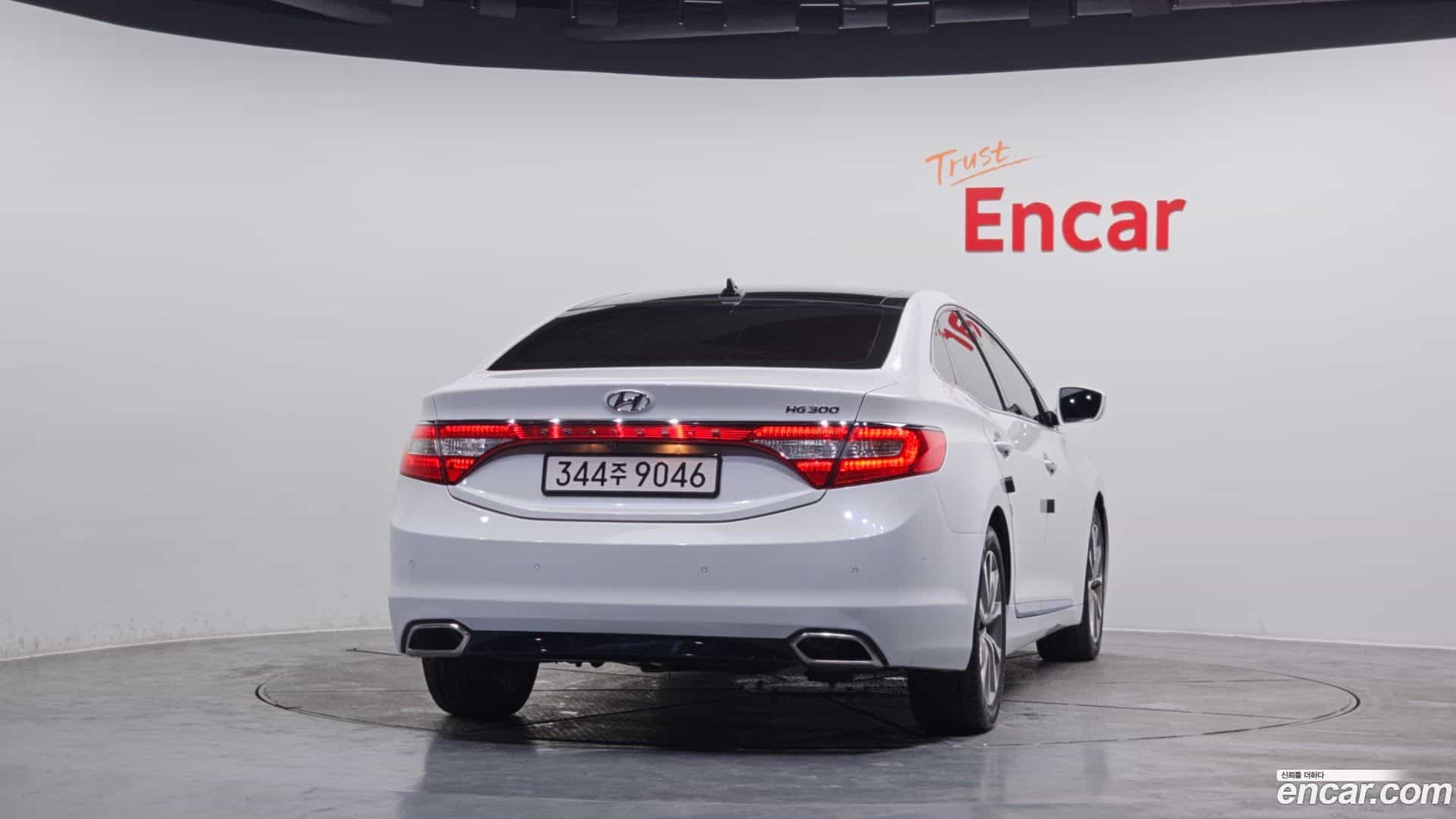 Grandeur Hyundai 2015.11-OUTER-004