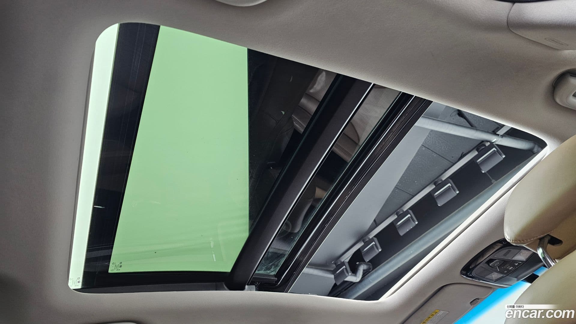 Main__Slider__Photo:Grandeur Hyundai 2015.11-18