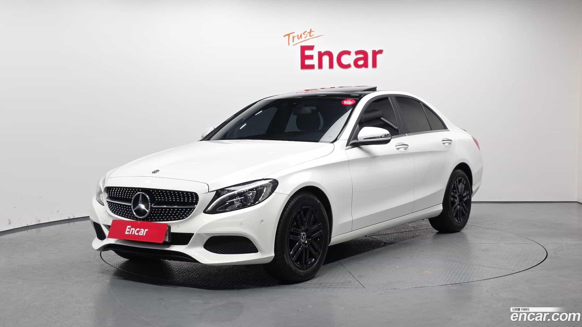 C-Class Mercedes-Benz 2018.0-OUTER-001