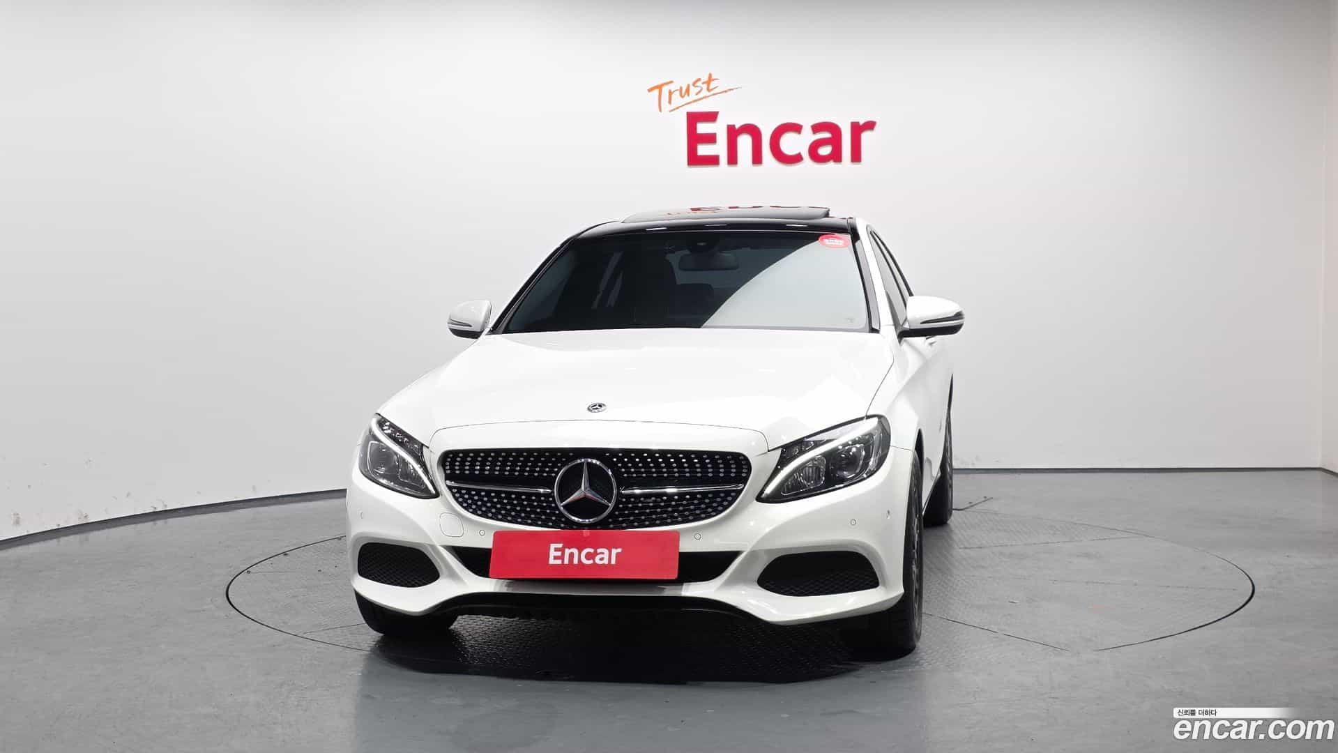 C-Class Mercedes-Benz 2018.0-OUTER-003