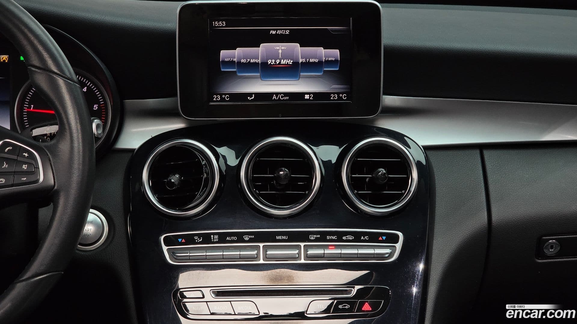 Main__Slider__Photo:C-Class Mercedes-Benz 2018.0-13