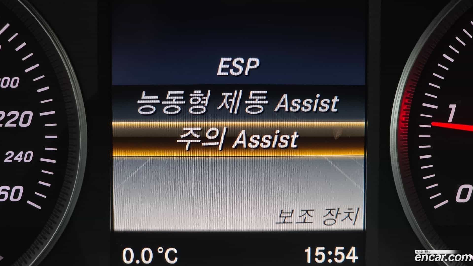 C-Class Mercedes-Benz 2018.0-OPTION-020