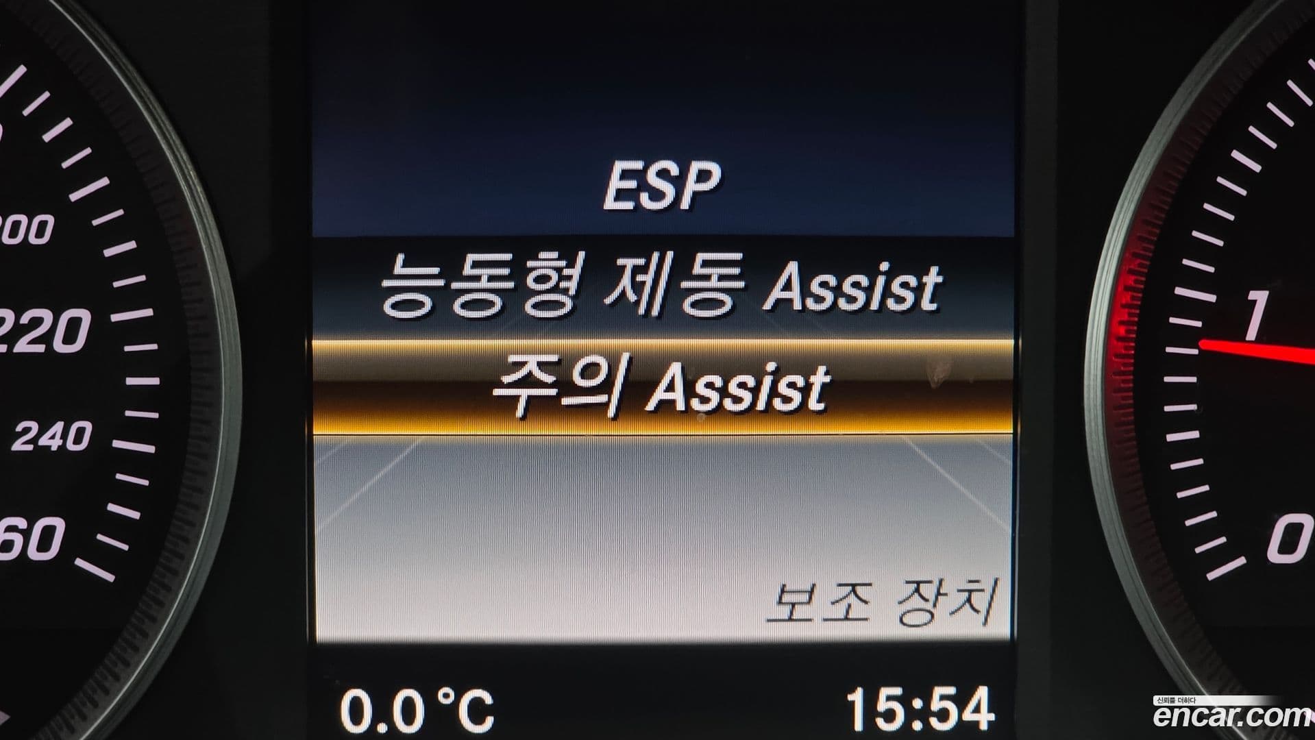 Main__Slider__Photo:C-Class Mercedes-Benz 2018.0-15