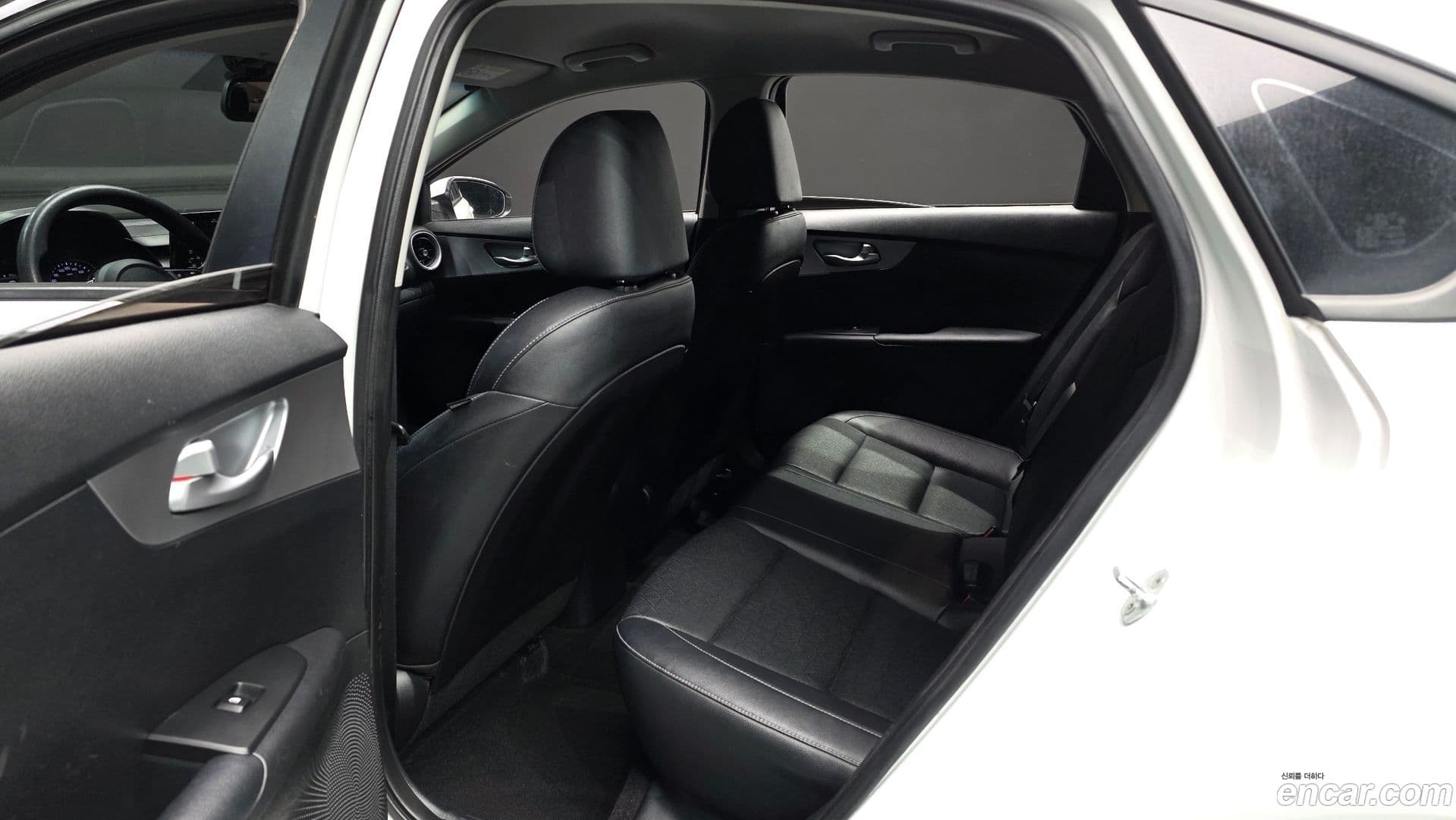 Main__Slider__Photo:K3 Kia 2022.2-11